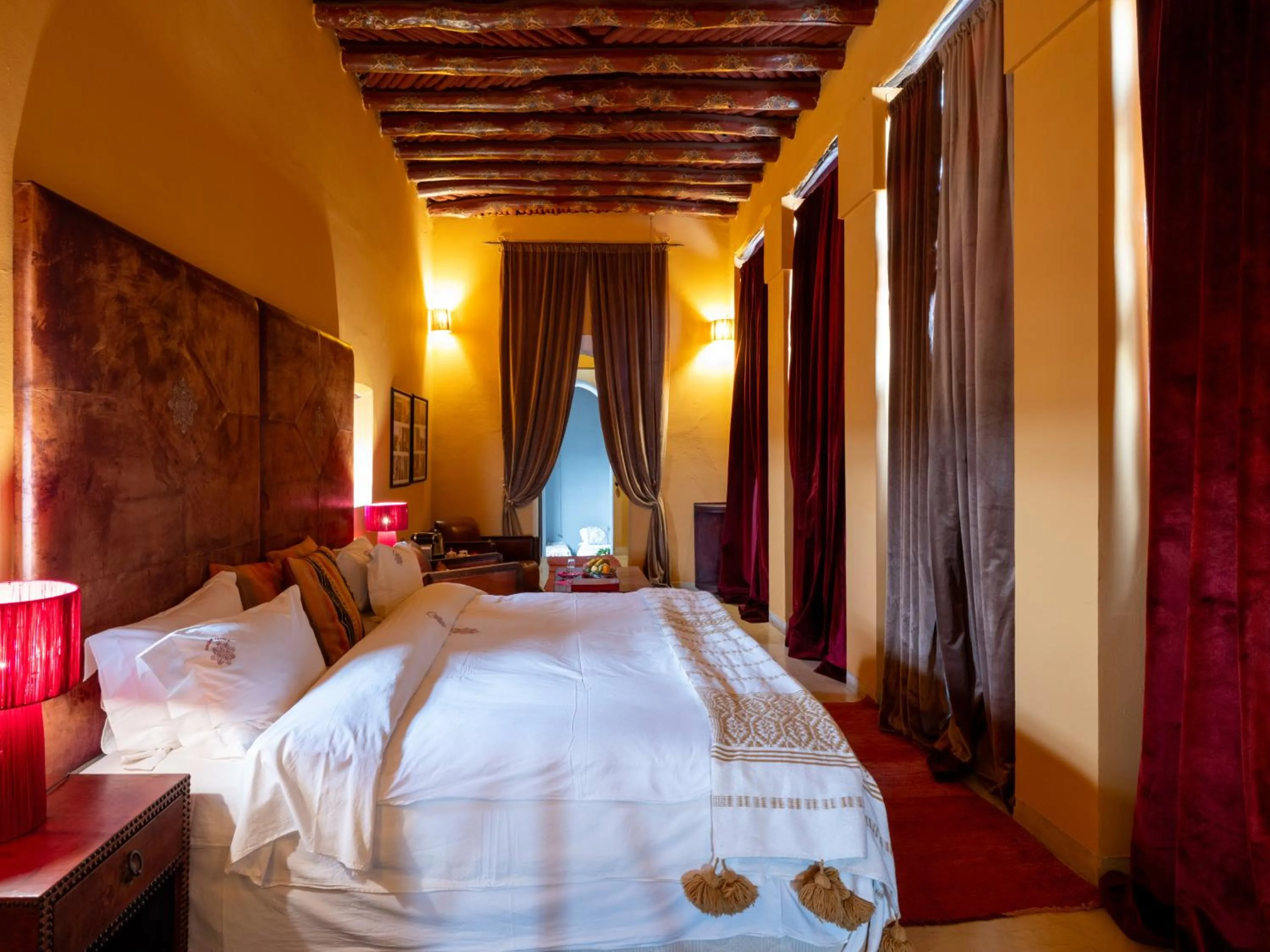 Bed in Kasbah Agafay Hotel & Spa