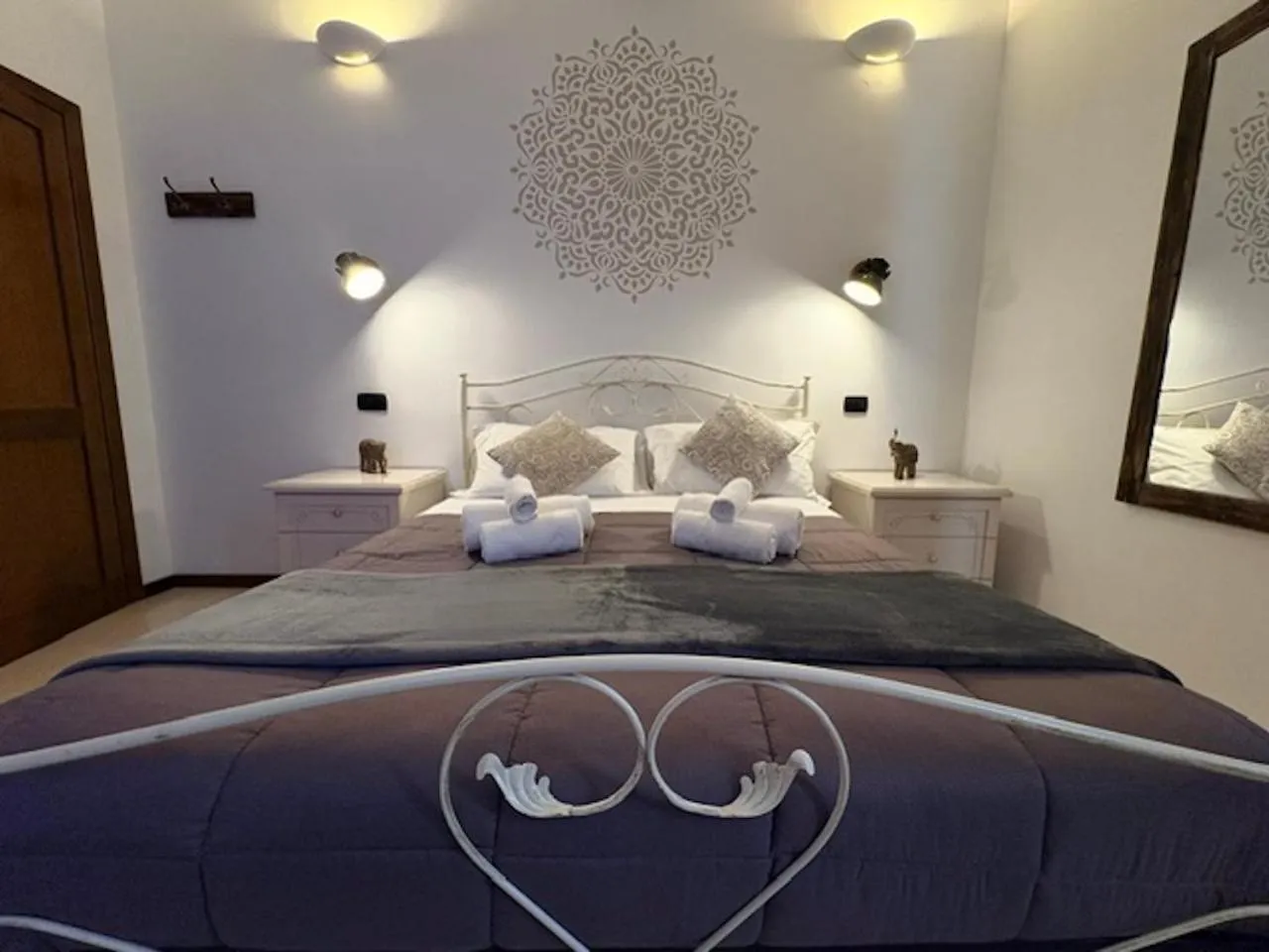Bedroom, Bed in DIMORA di ACANTO