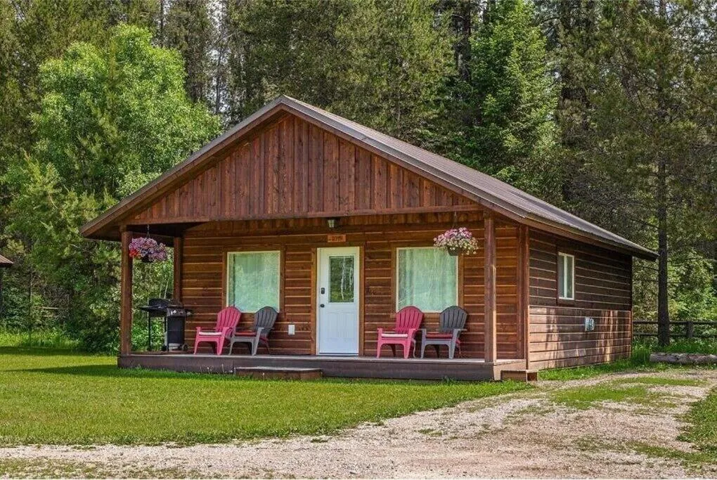 Glacier Homestead