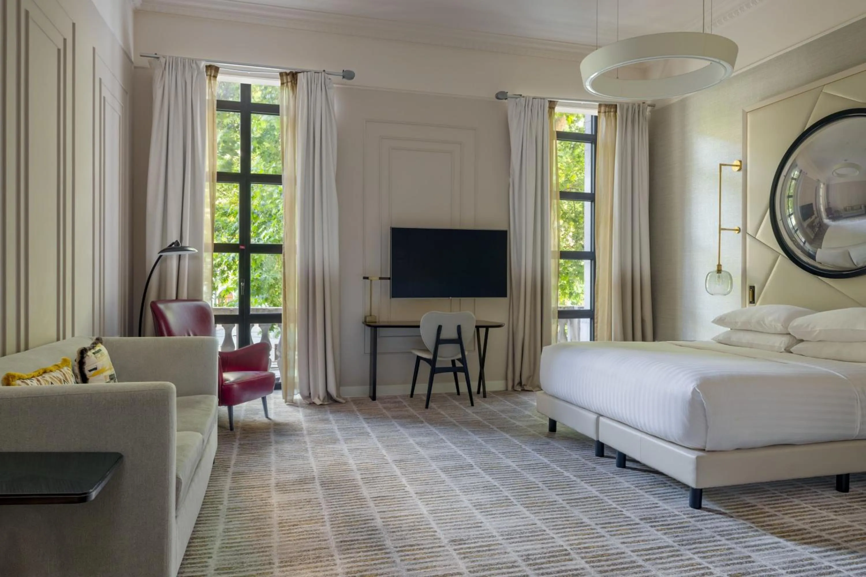 Photo of the whole room, Bed in Tbilisi Marriott Hotel