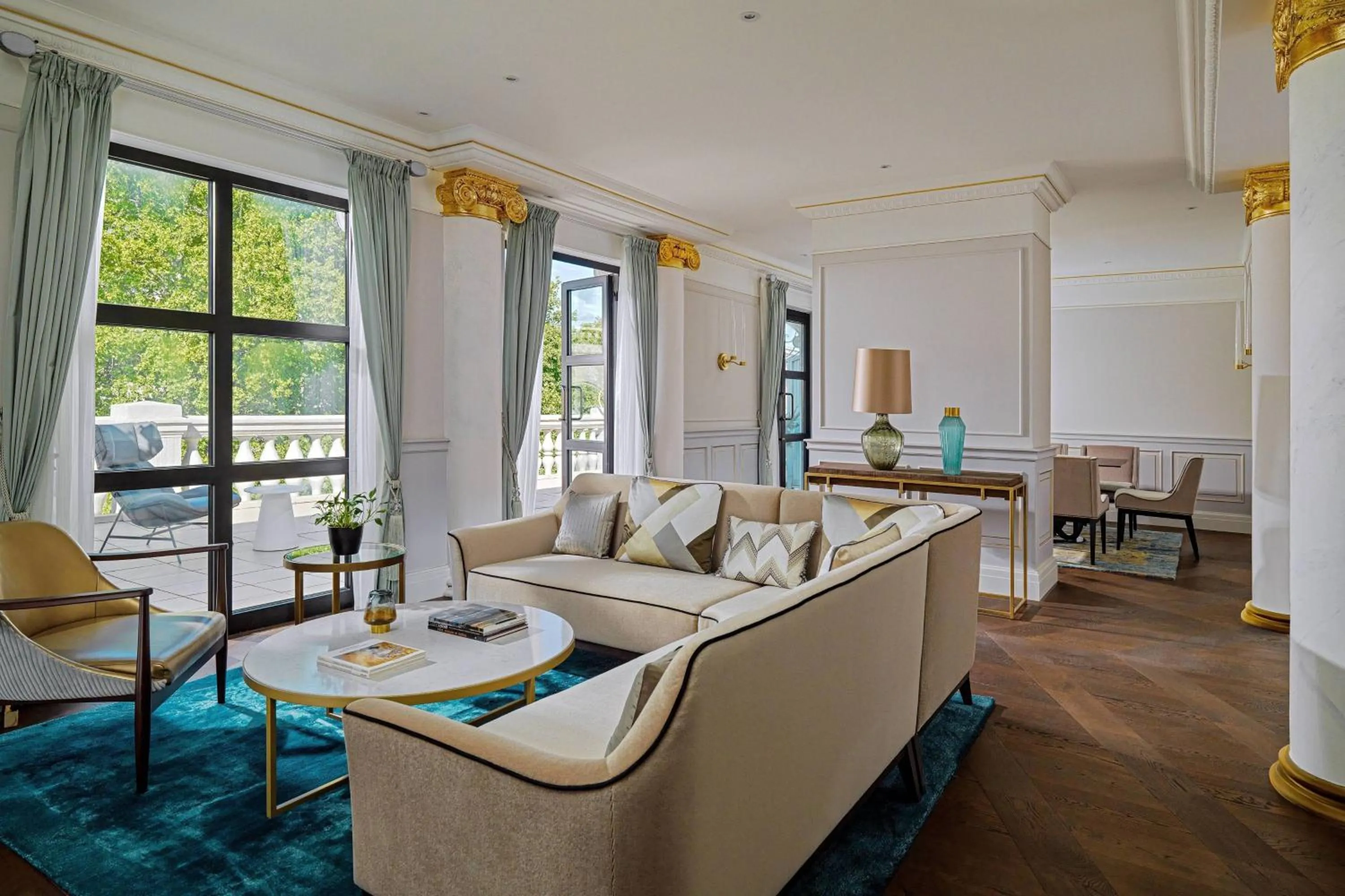 Living room in Tbilisi Marriott Hotel