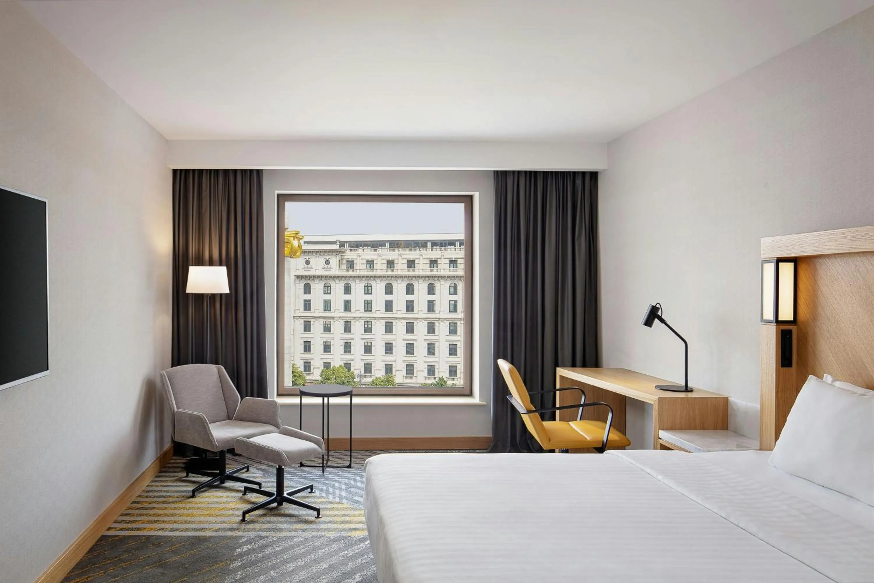 Photo of the whole room, Bed in Courtyard by Marriott Tbilisi