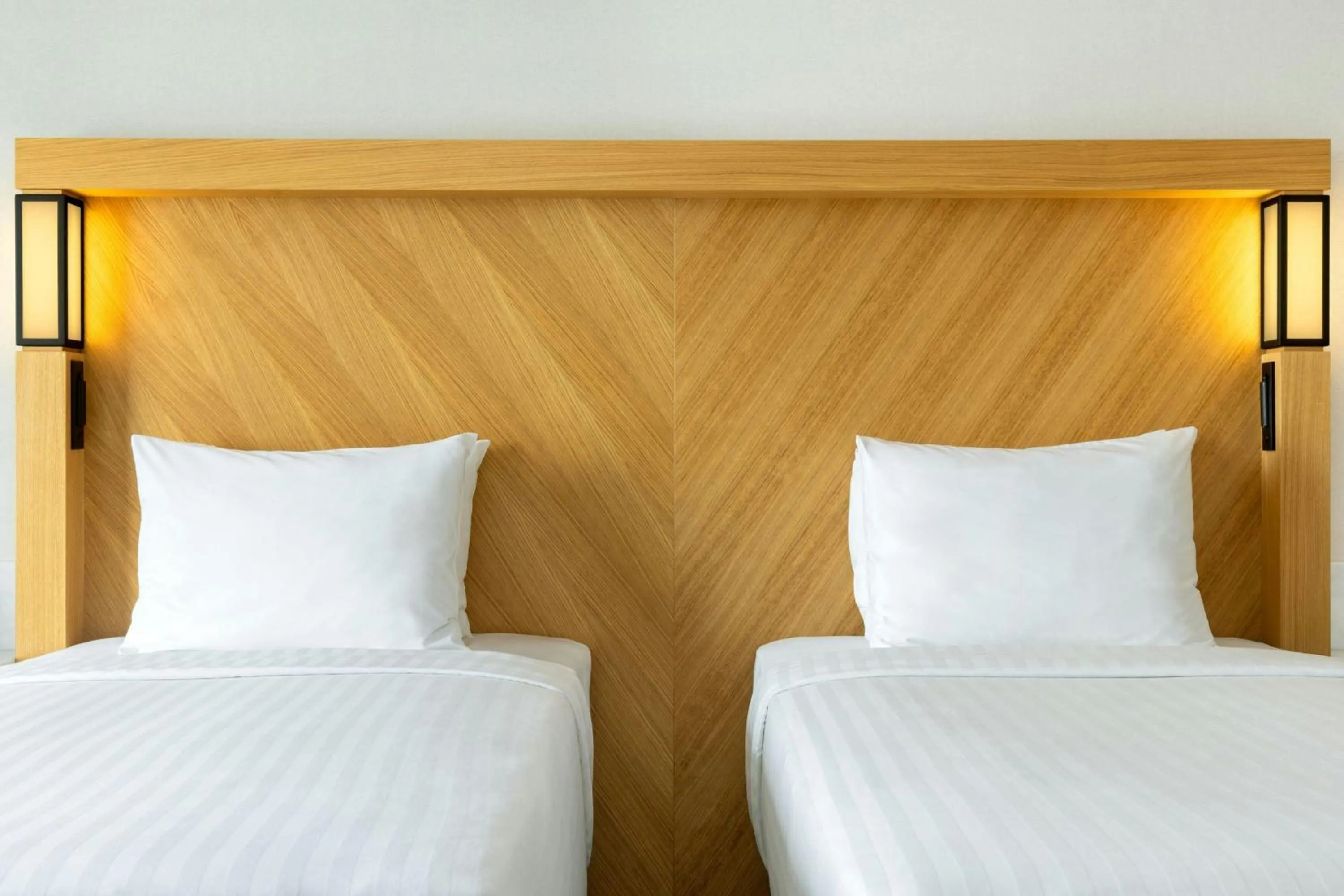 Photo of the whole room, Bed in Courtyard by Marriott Tbilisi