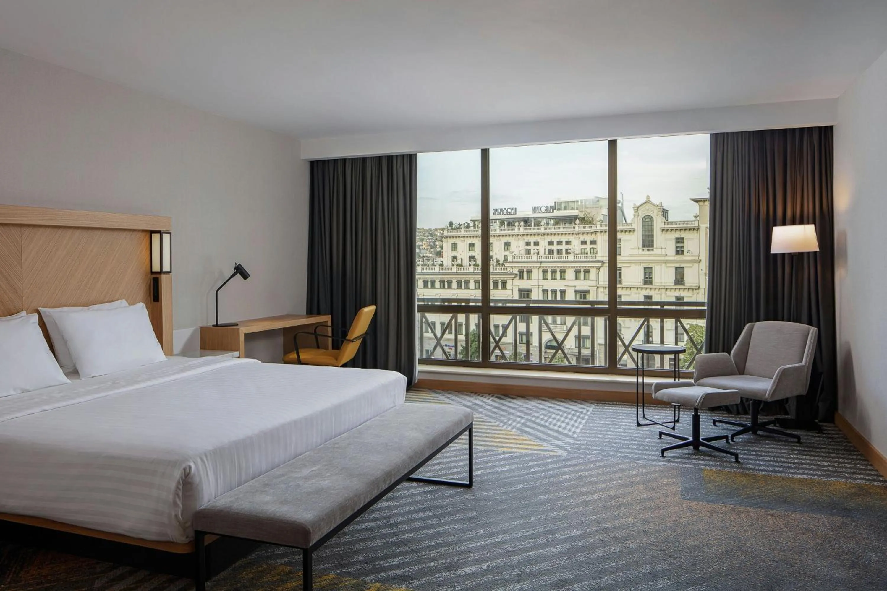 Bedroom, Bed in Courtyard by Marriott Tbilisi