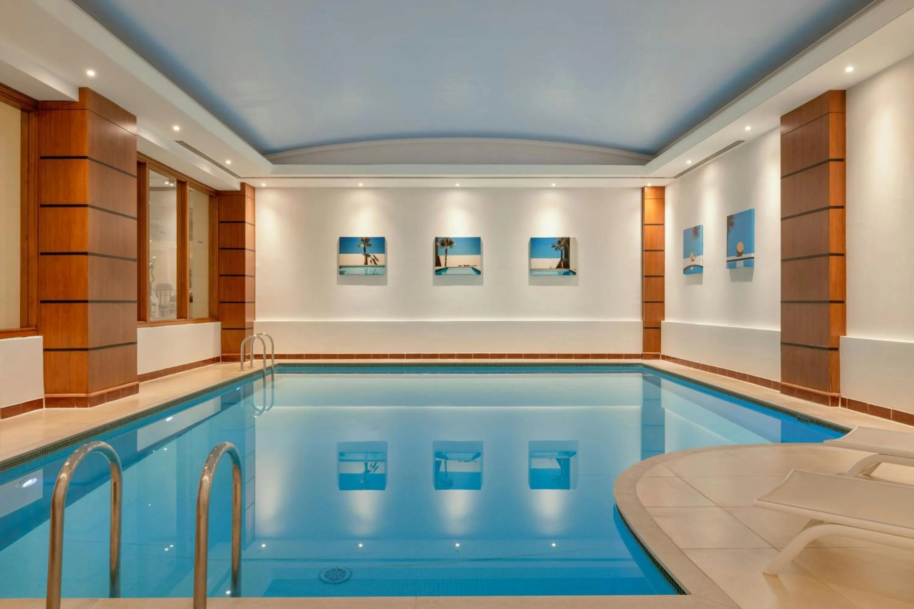 Swimming pool in Courtyard by Marriott Tbilisi