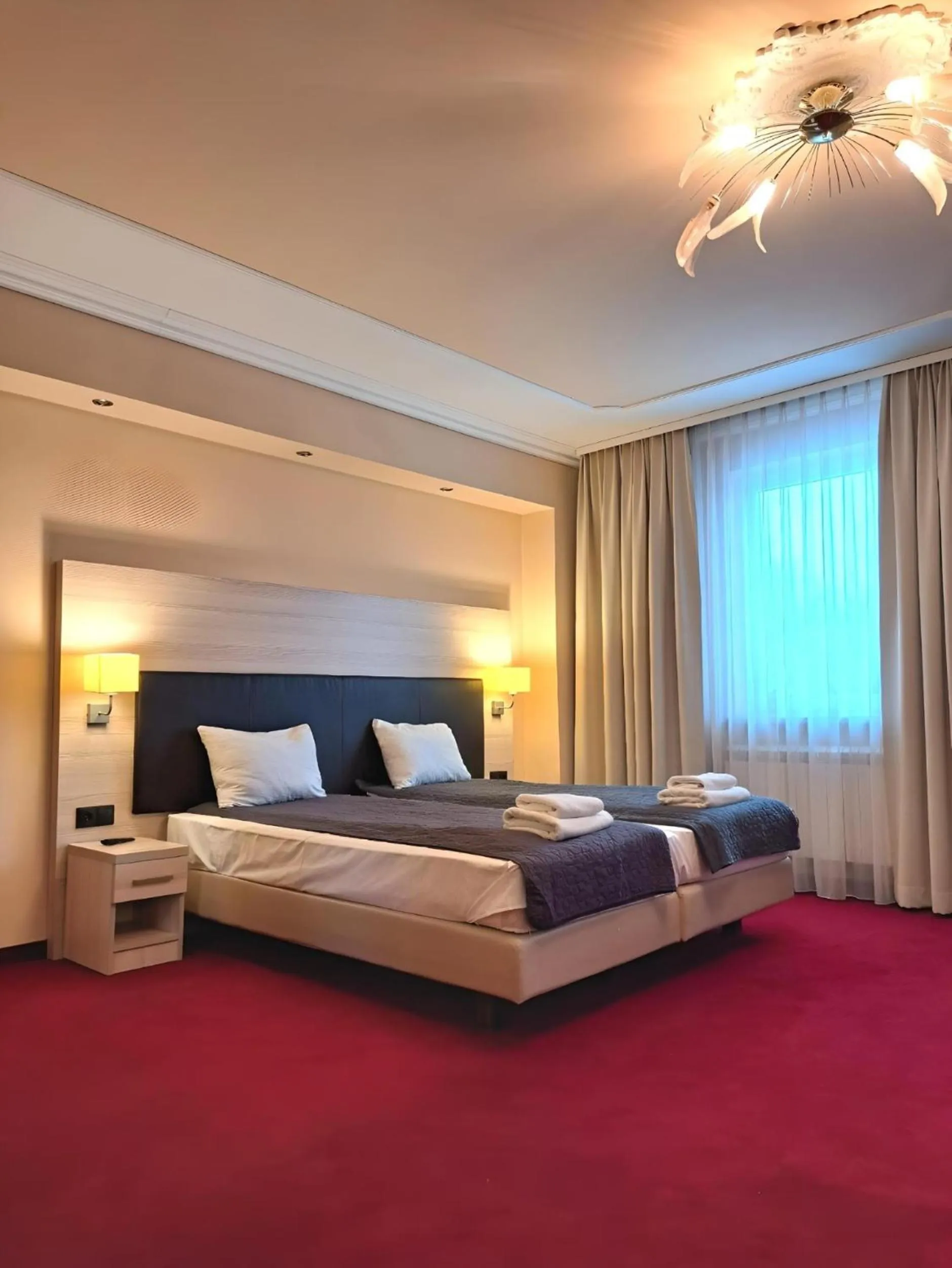 Bedroom, Bed in Spa Hotel Gloria Przemyśl