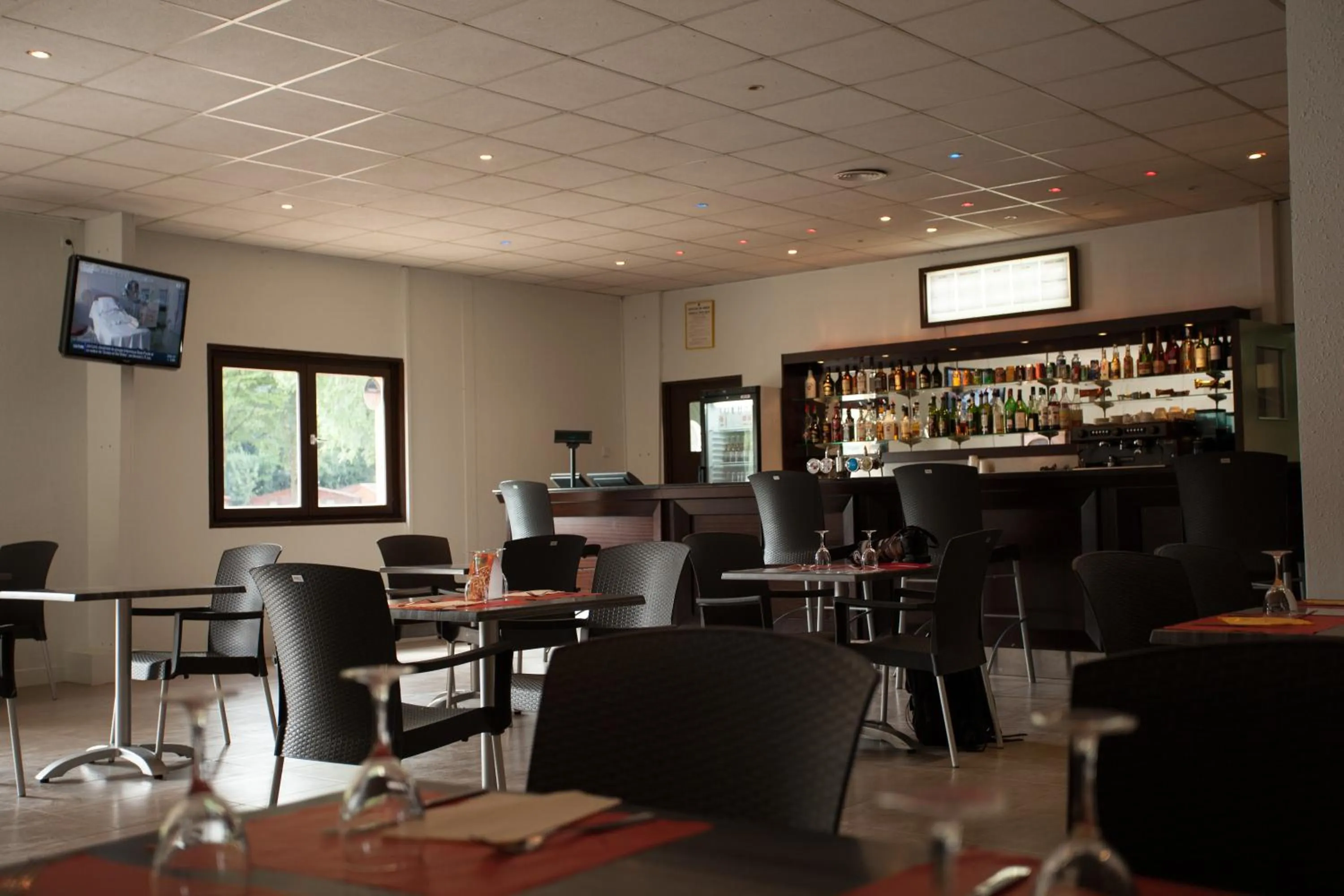 Restaurant/places to eat in Camping Paris-Est