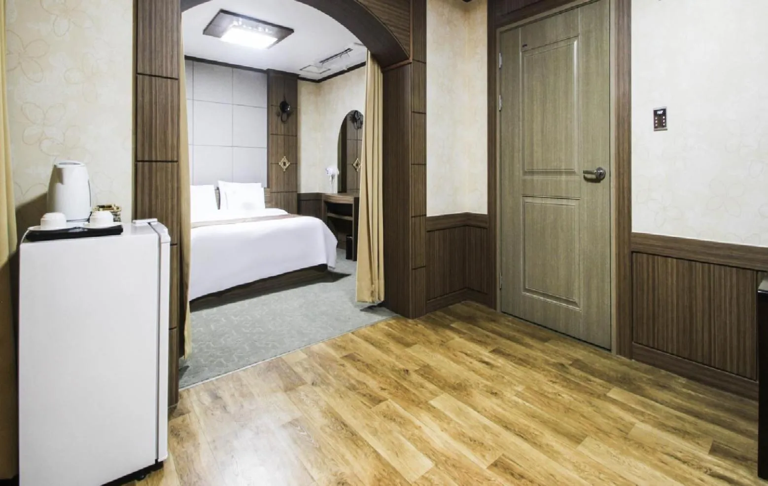 Bed in Uljin Grand Hotel