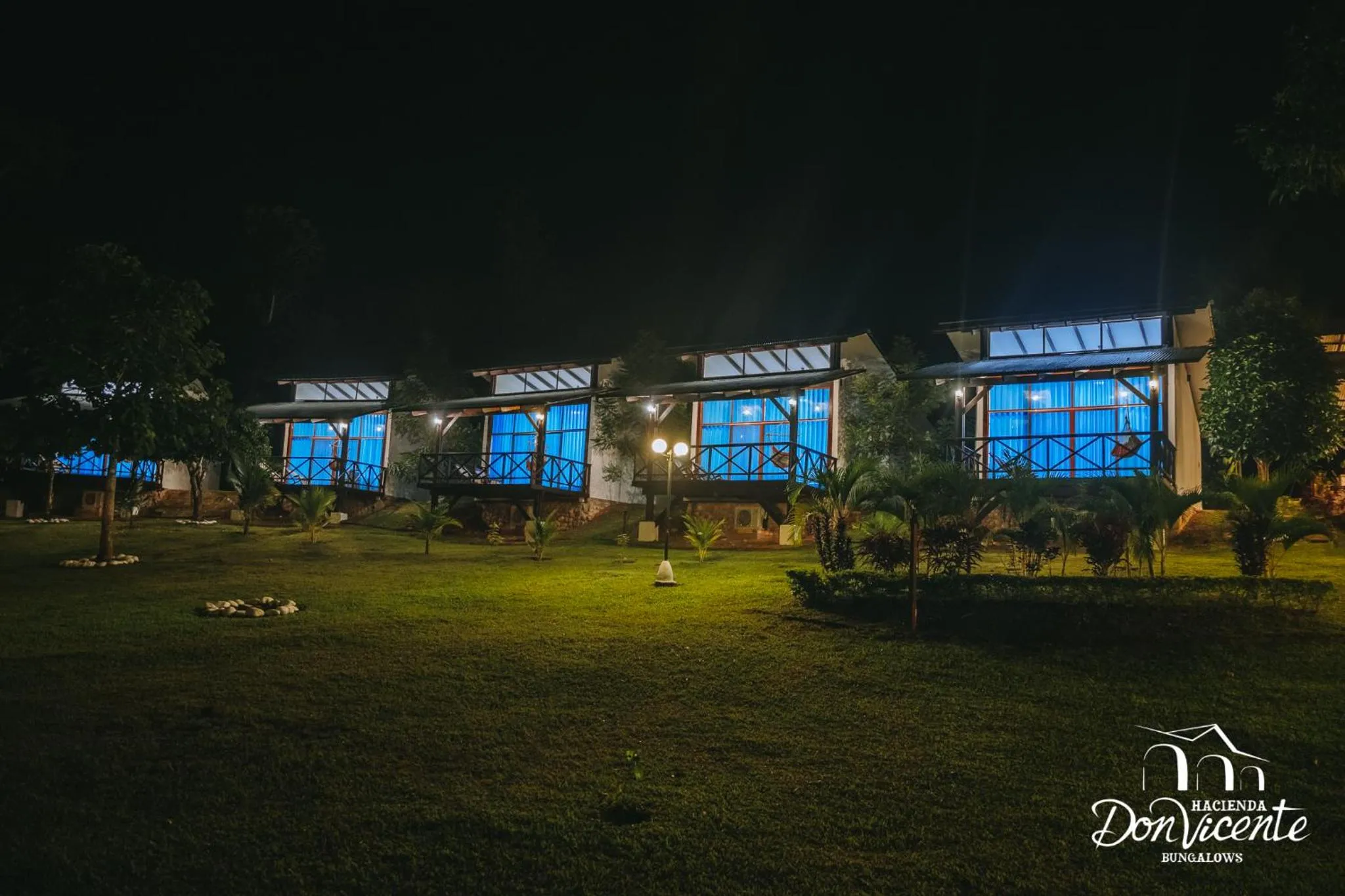 Garden view in Hacienda Don Vicente Bungalows-Tarapoto