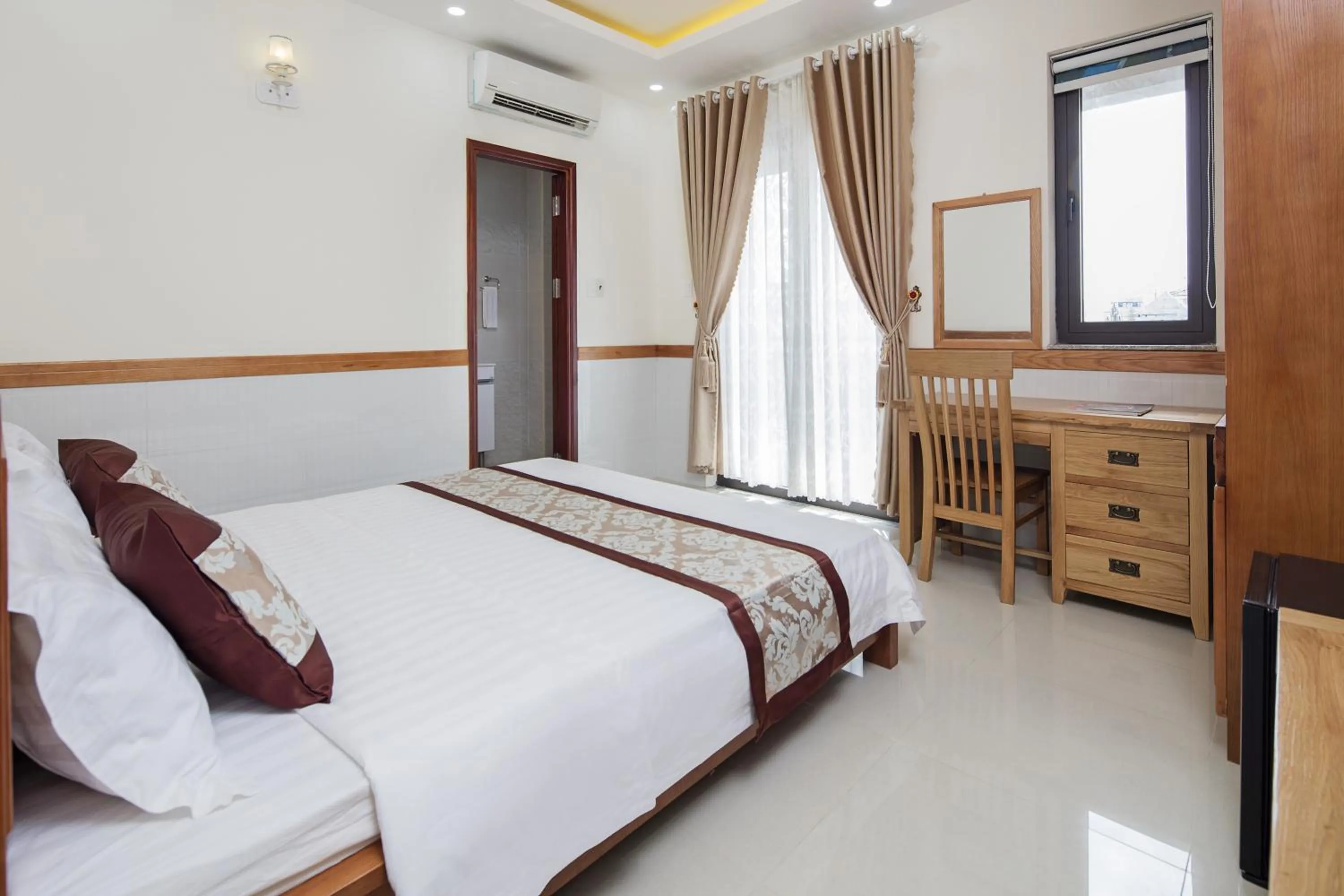Bed in Nhat Minh Anh Hotel