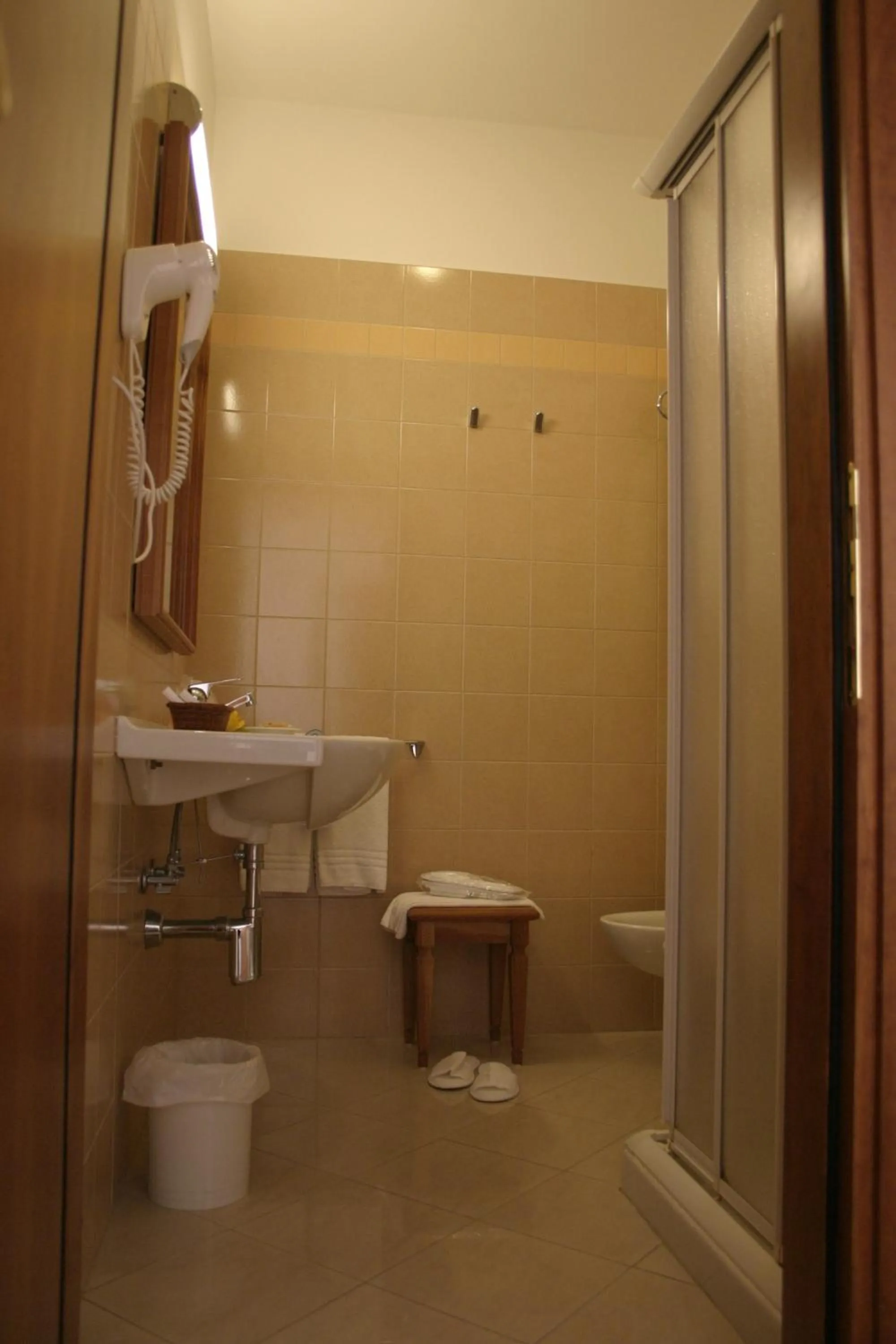 Bathroom in Hotel Centro di Spiritualità Padre Pio