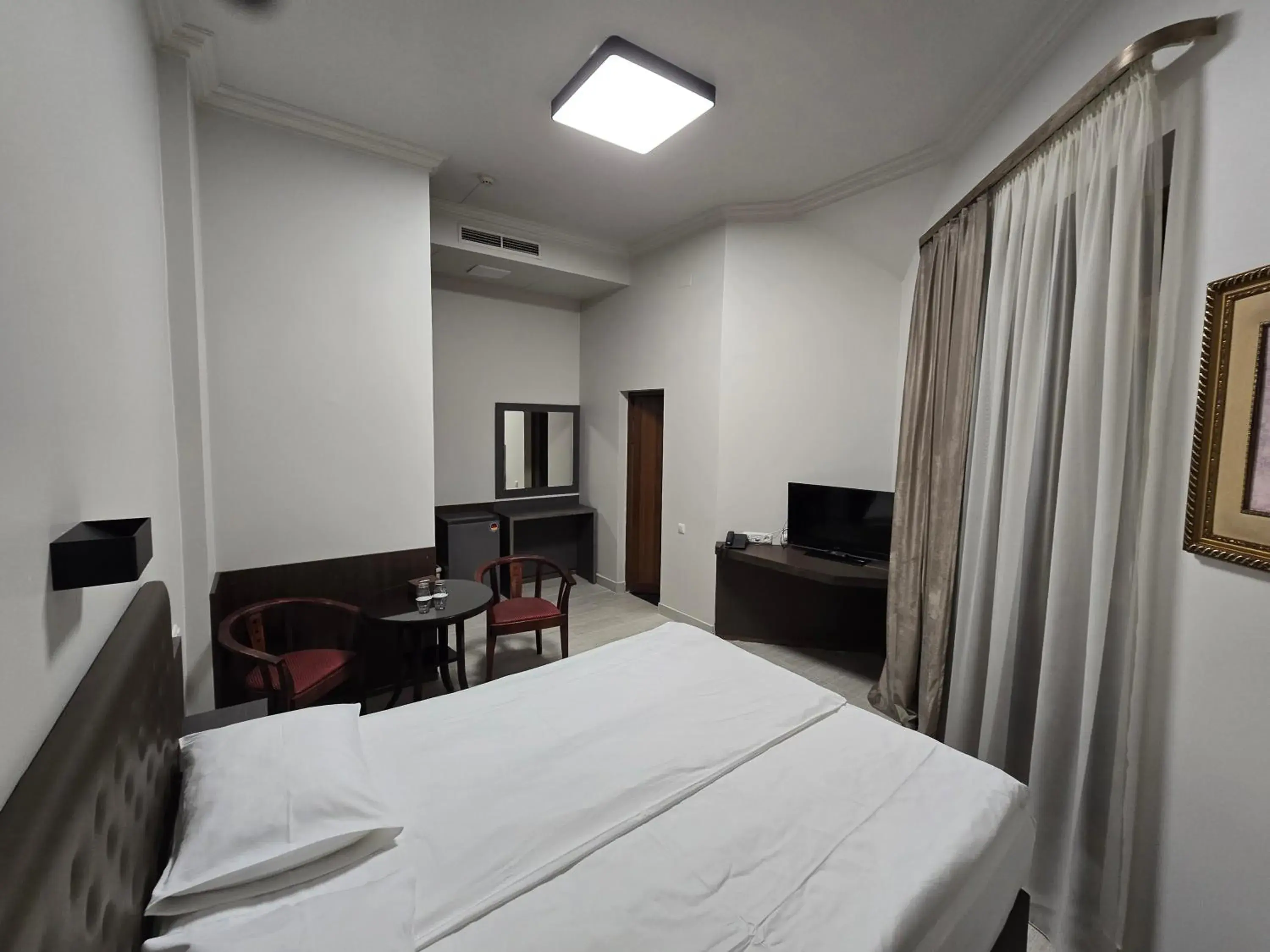 Bed in Yerevan Deluxe Hotel Bed in Yerevan Deluxe Hotel