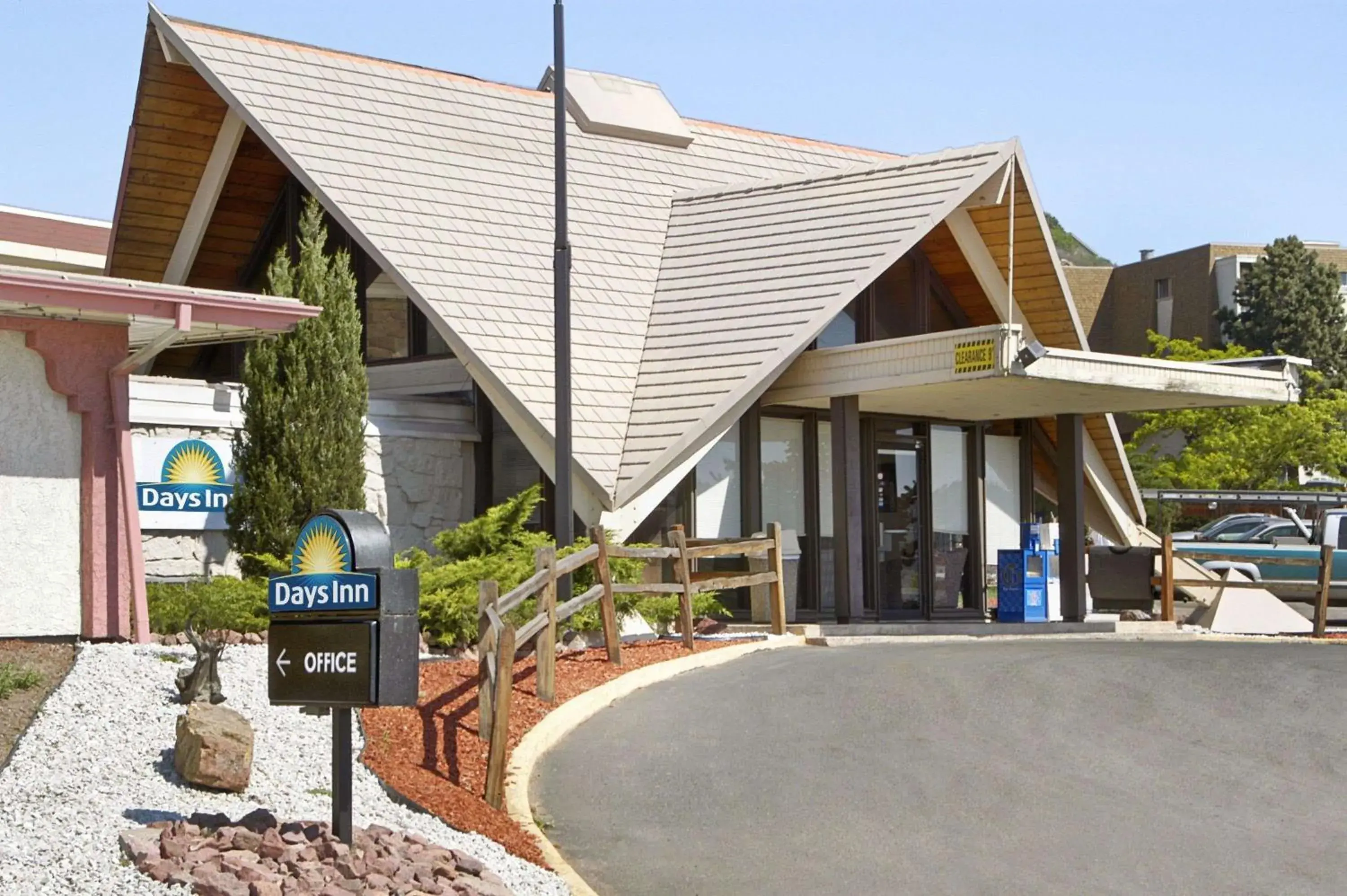 Rusina Inn Rusina Inn