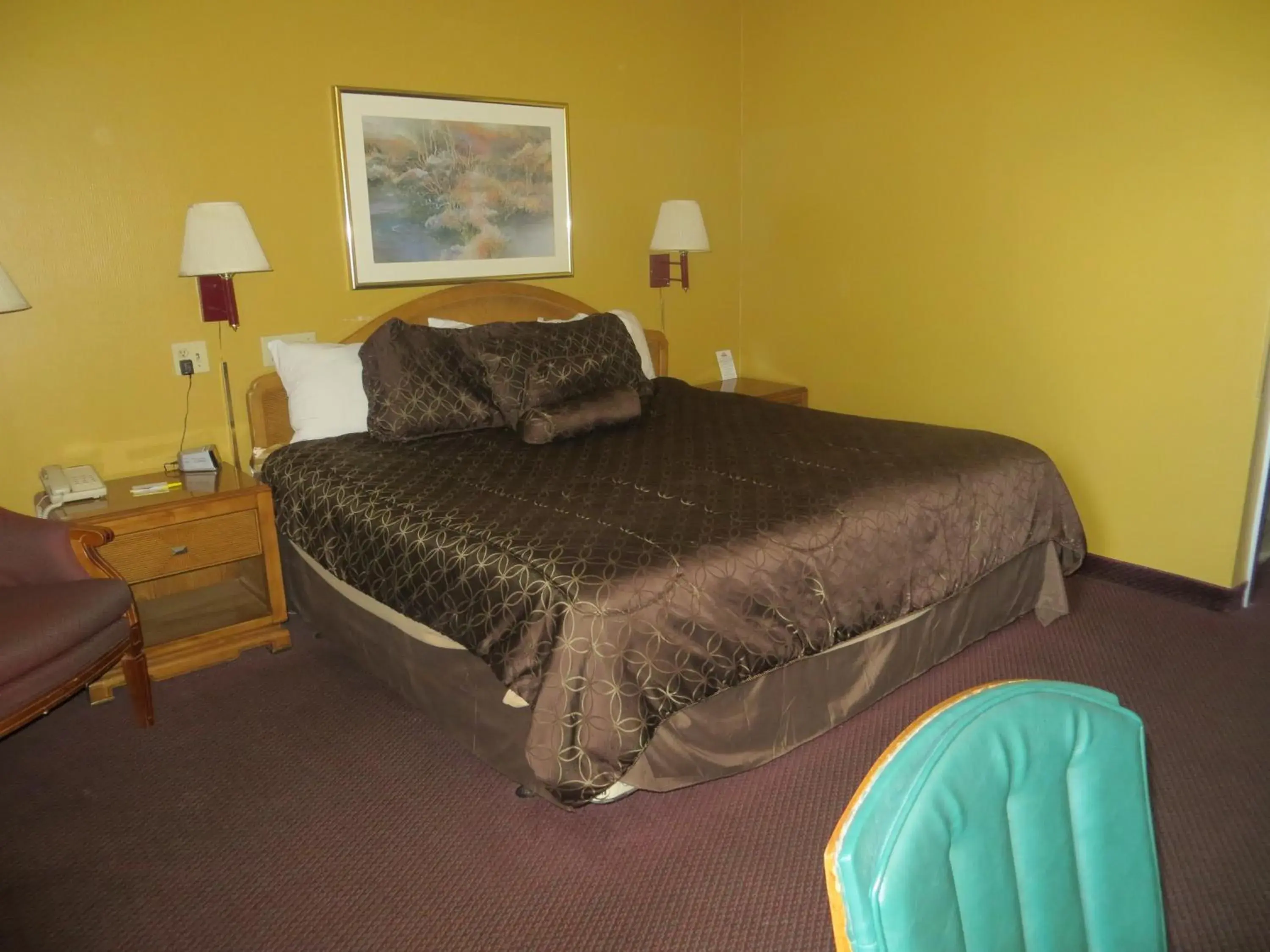 King Room -Smoking in Days Inn by Wyndham Colorado Springs/Garden of the Gods King Room -Smoking in Days Inn by Wyndham Colorado Springs/Garden of the Gods