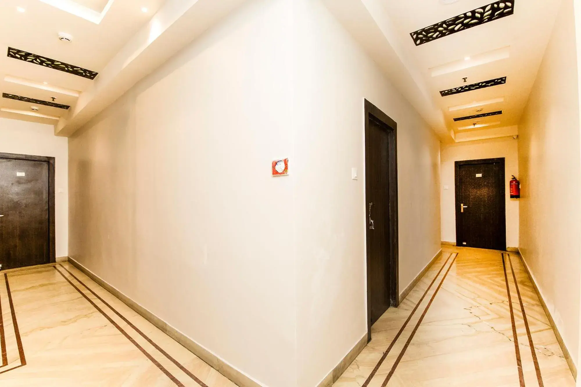 Lobby or reception in FabHotel De Sivalika Howrah Lobby or reception in FabHotel De Sivalika Howrah