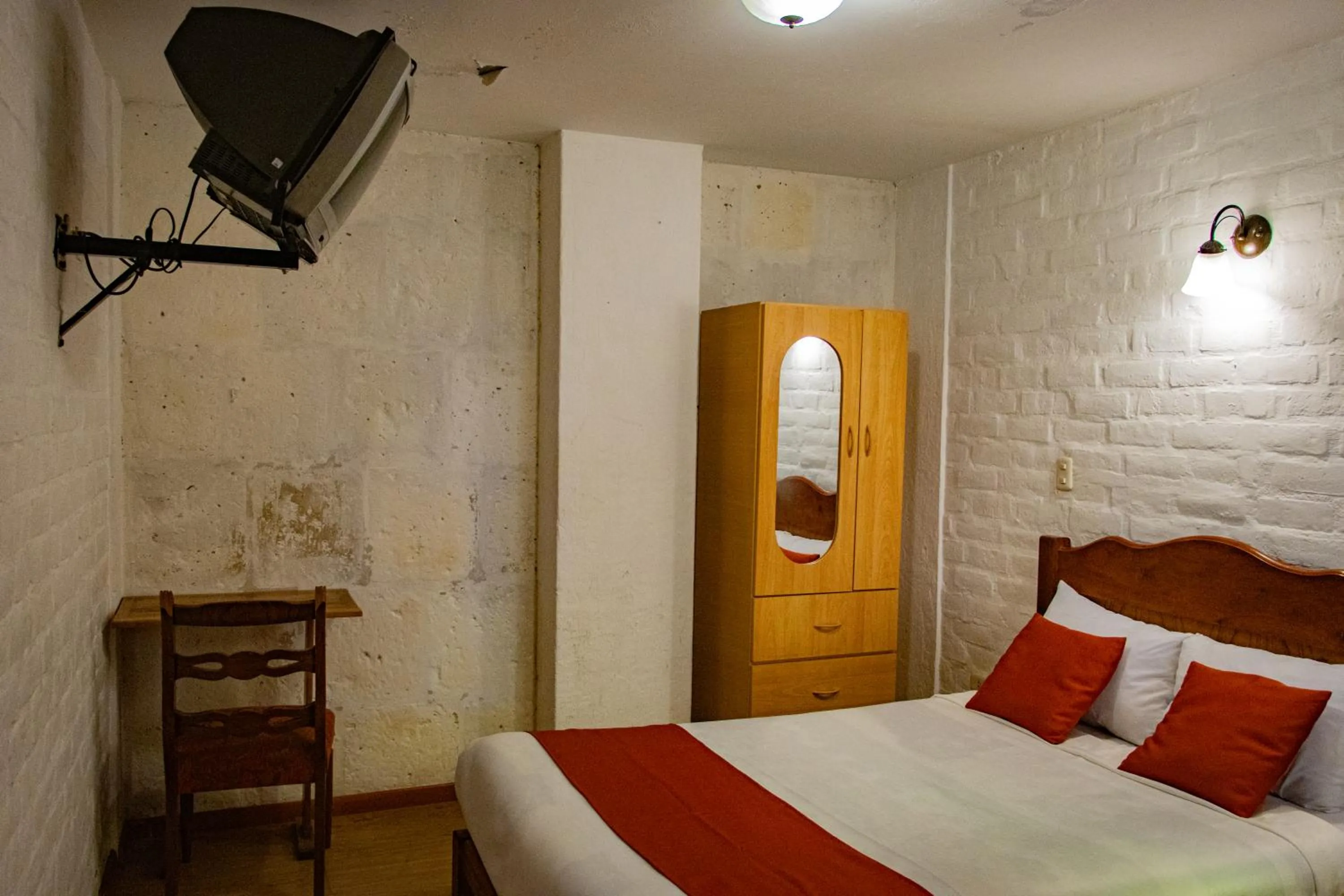 Bed in Hotel La Posada de Ugarte