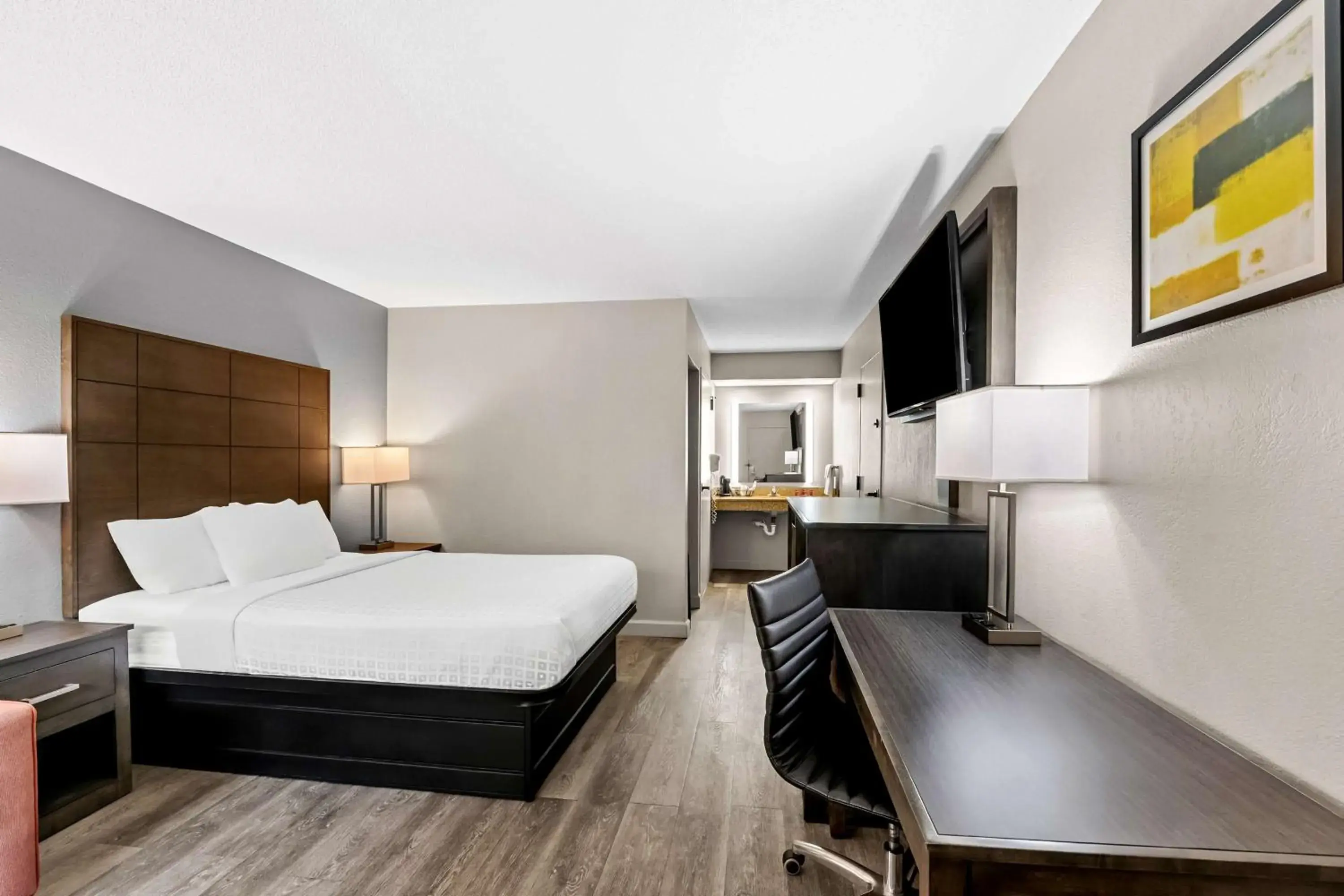 Bedroom, Bed in SureStay Plus Hotel by Best Western Southern Pines Pinehurst Bedroom, Bed in SureStay Plus Hotel by Best Western Southern Pines Pinehurst