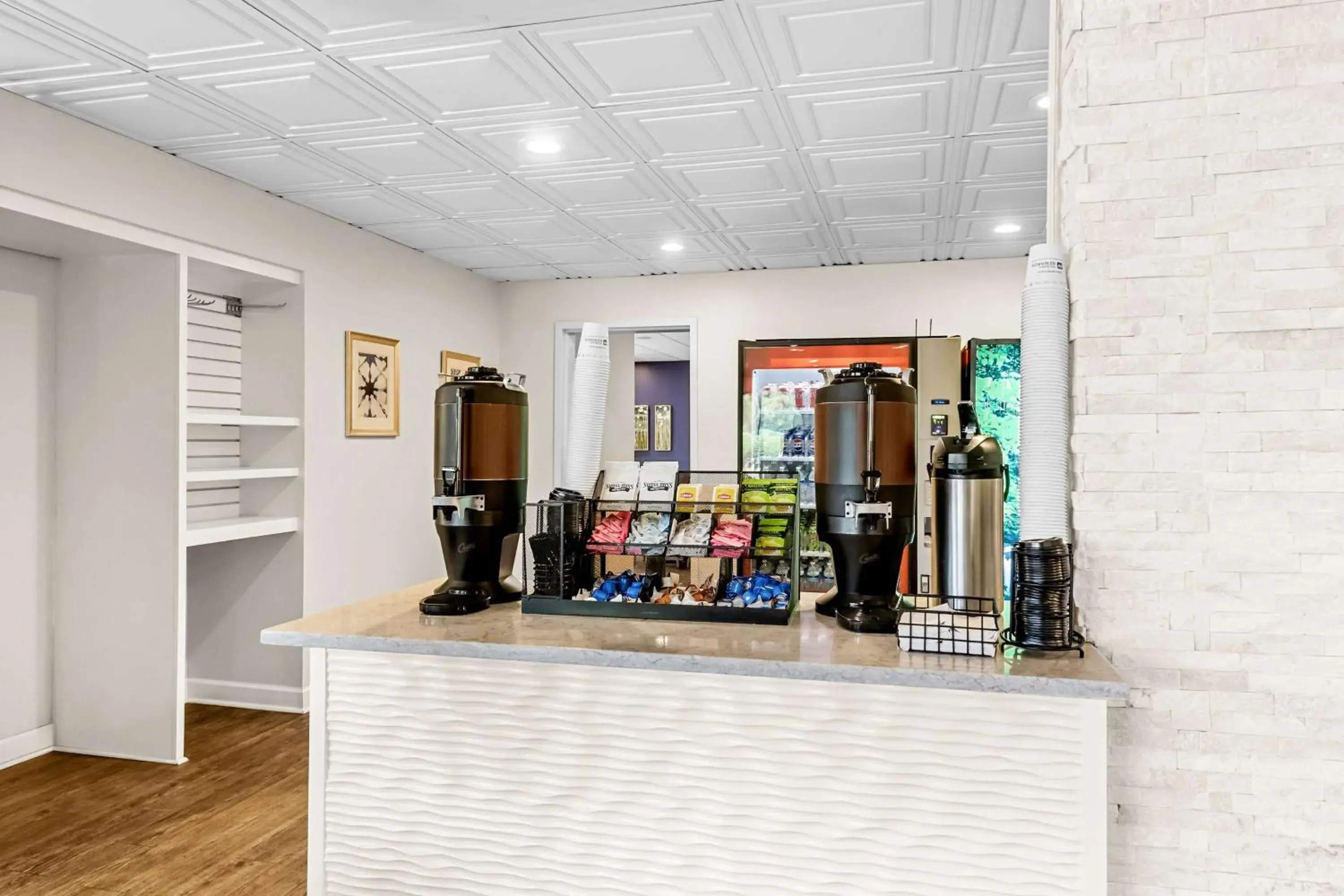 Breakfast in SureStay Plus Hotel by Best Western Southern Pines Pinehurst Breakfast in SureStay Plus Hotel by Best Western Southern Pines Pinehurst