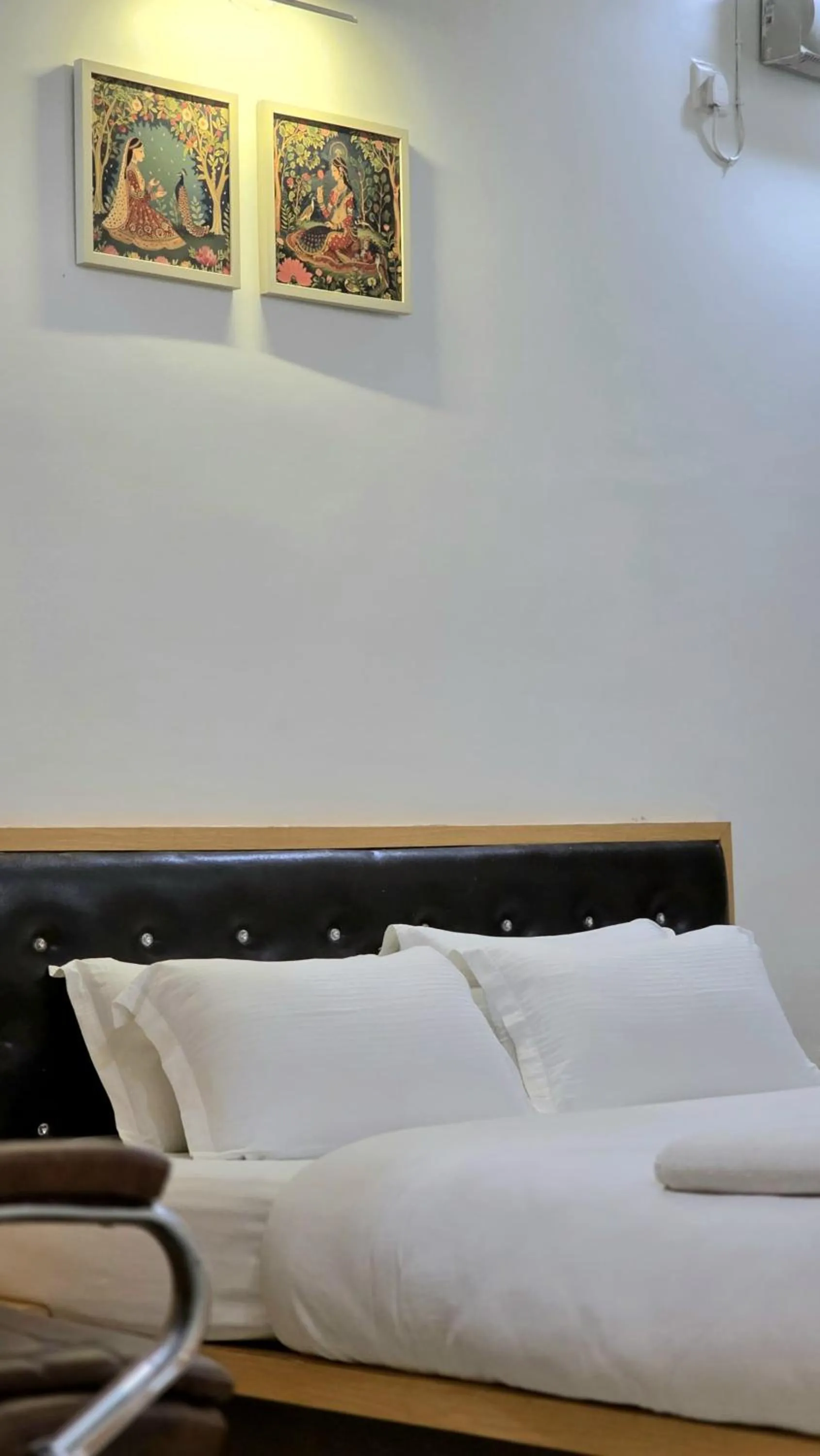 Bed in The White Canyon