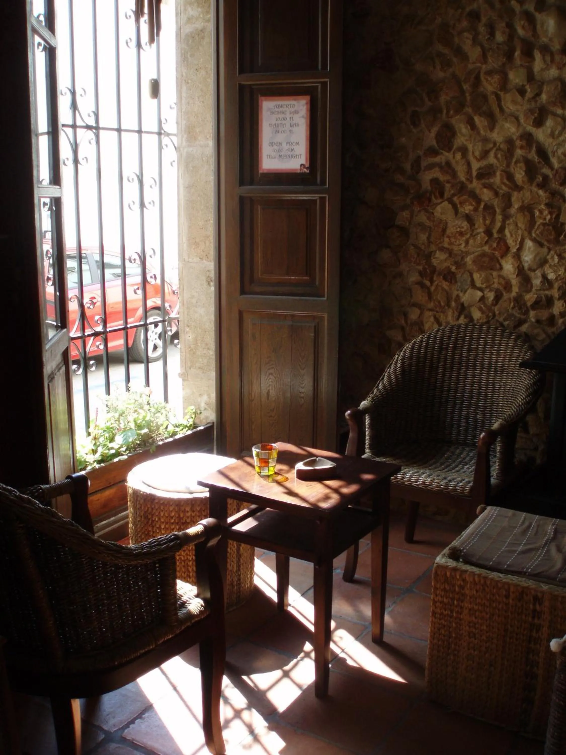 Lounge or bar in Hotel Triskel