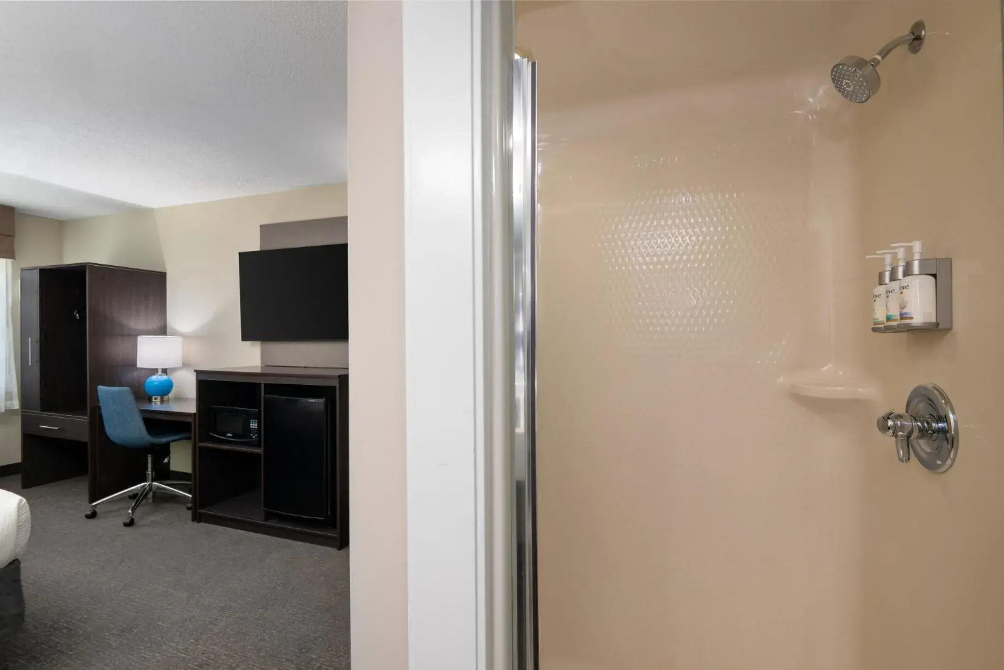 Standard Room in Garner Hotel Londonderry - Manchester by IHG Standard Room in Garner Hotel Londonderry - Manchester by IHG