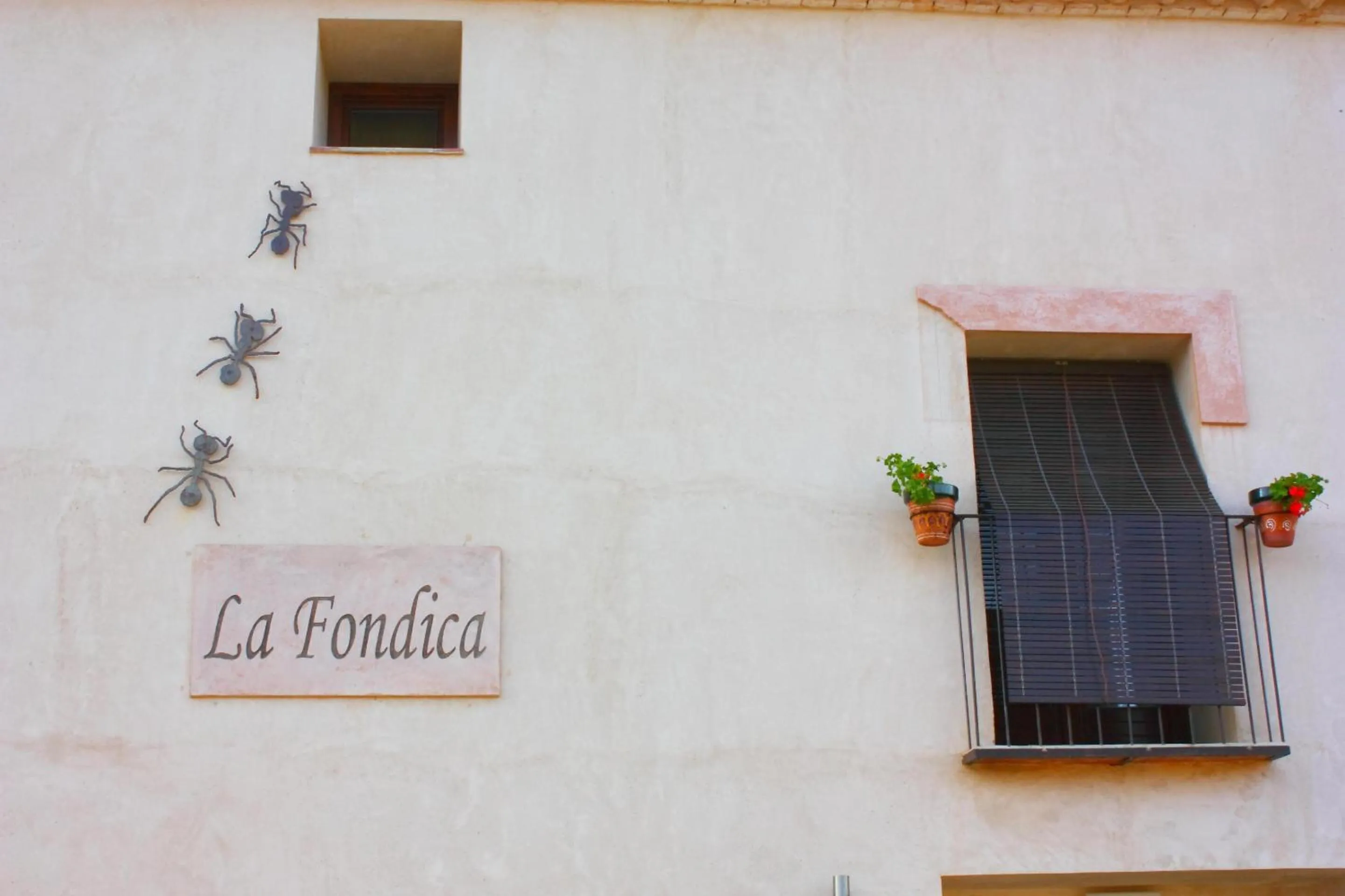 Property building in Hotel La Fonda De La Estación