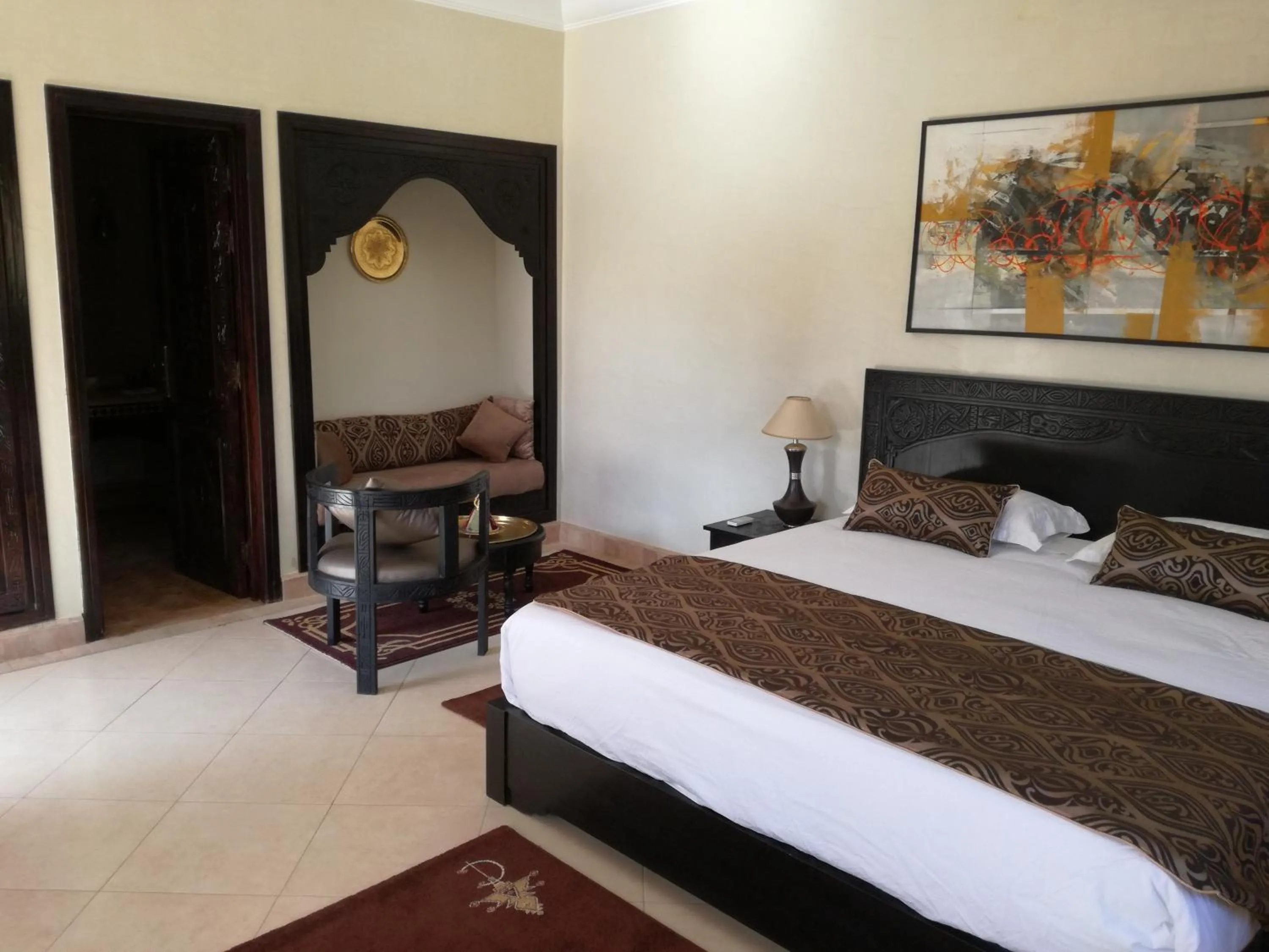 Photo of the whole room, Bed in Riad Asmaa Agadir