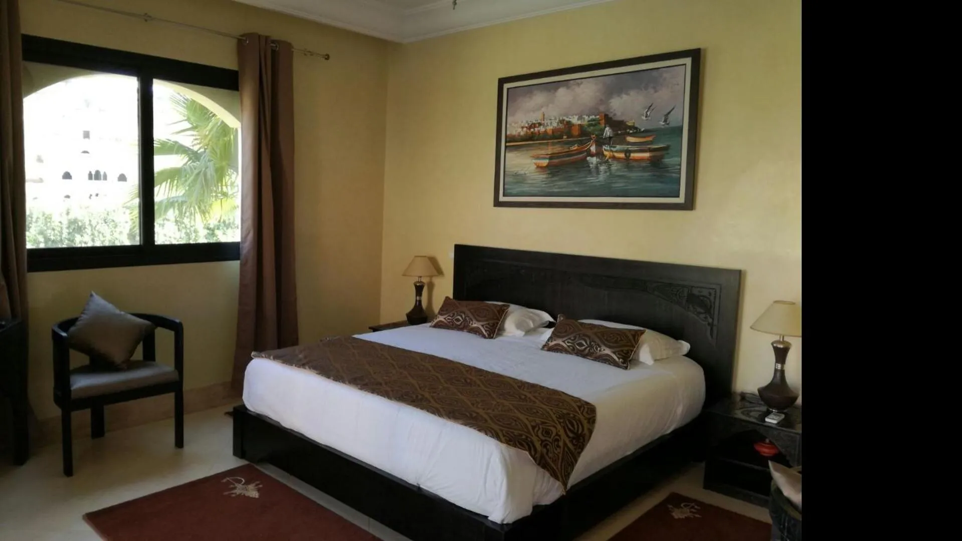 Photo of the whole room, Bed in Riad Asmaa Agadir