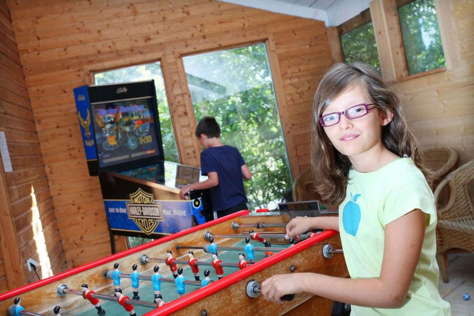 Game Room in Village Nature et Océan à côté de la plage avec piscine et jacuzzi