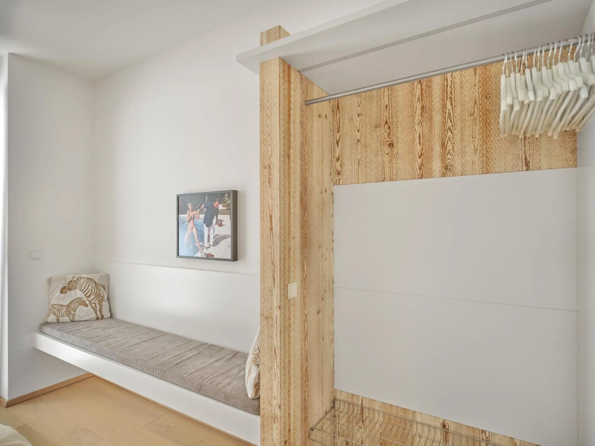 wardrobe, Bed in Sonnenhaus Schladming Dachstein