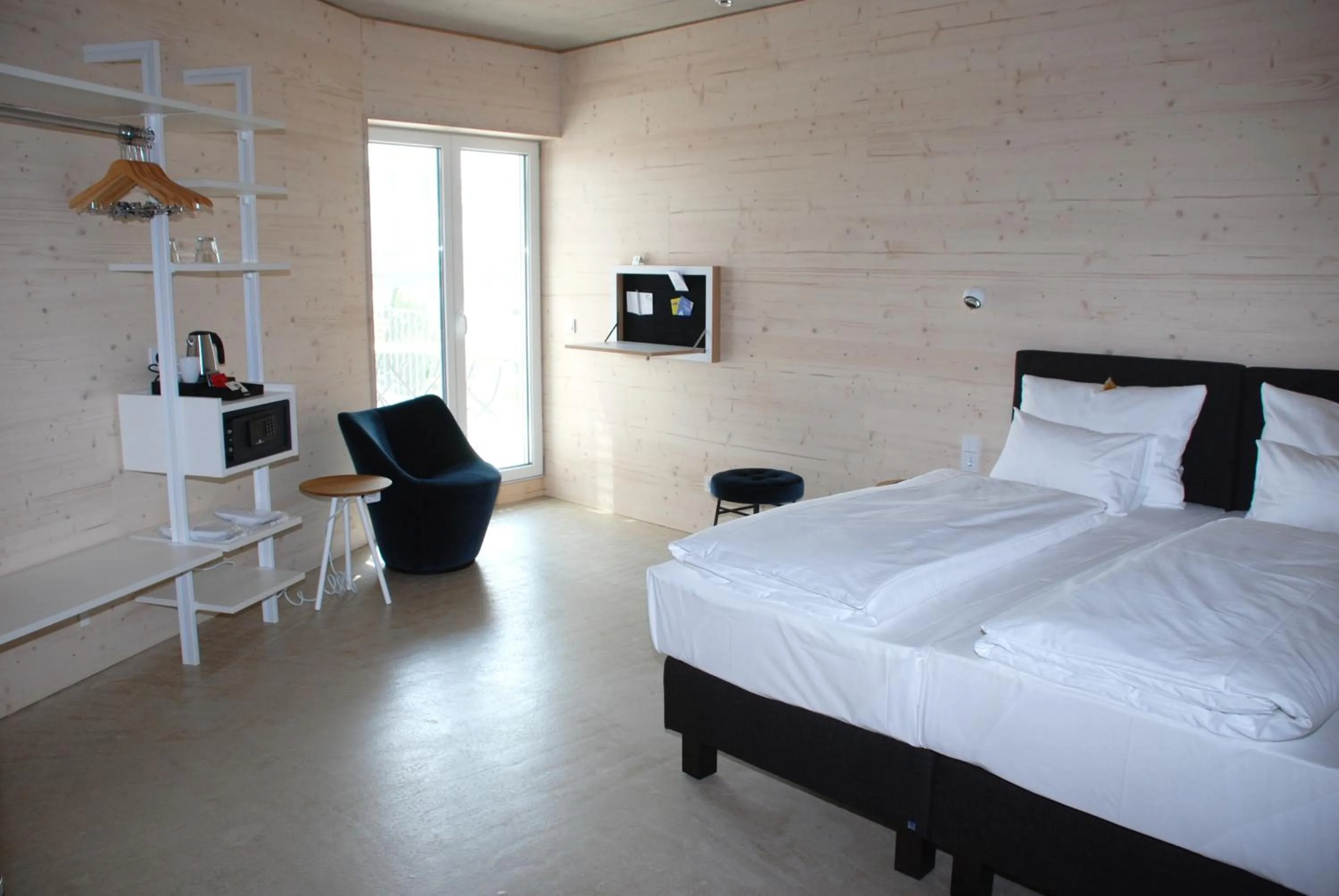 Bedroom, Bed in Schlafzimmer - self Check-in