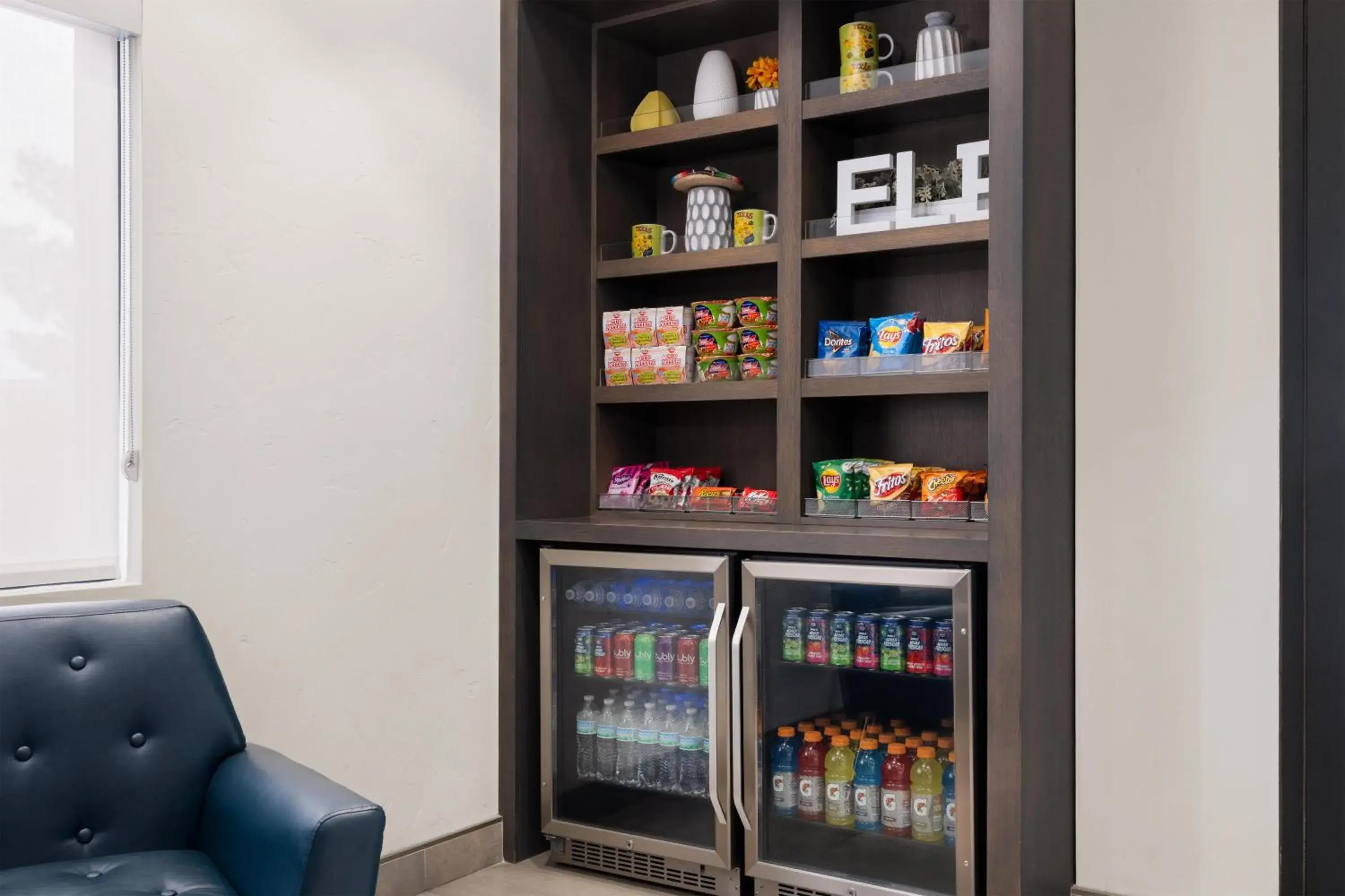 Property building in Best Western El Paso Airport Entrada Hotel Property building in Best Western El Paso Airport Entrada Hotel