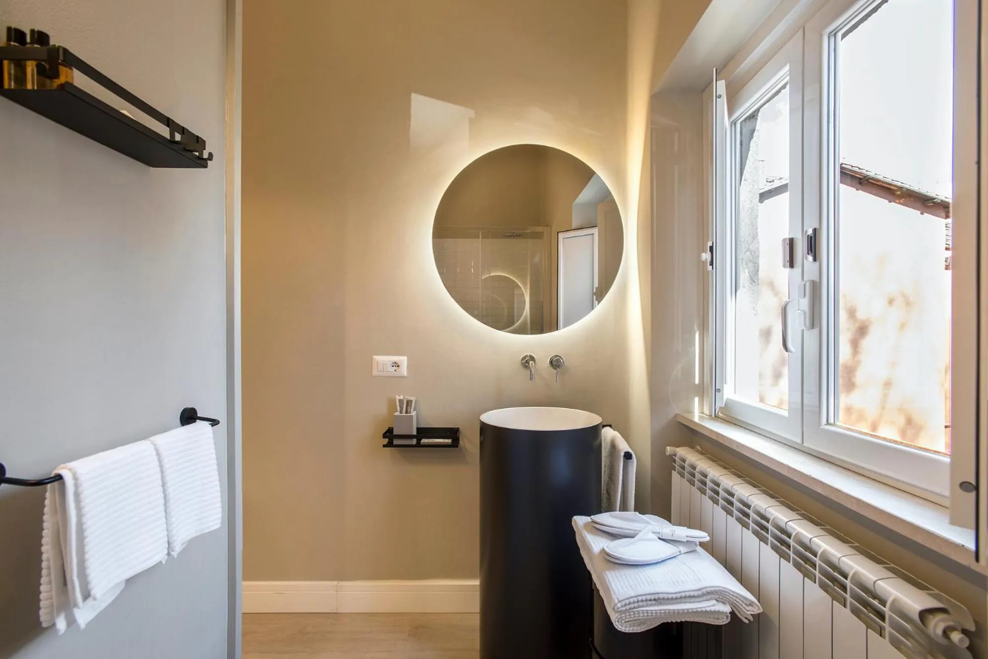 Toilet in Gonfalone 6