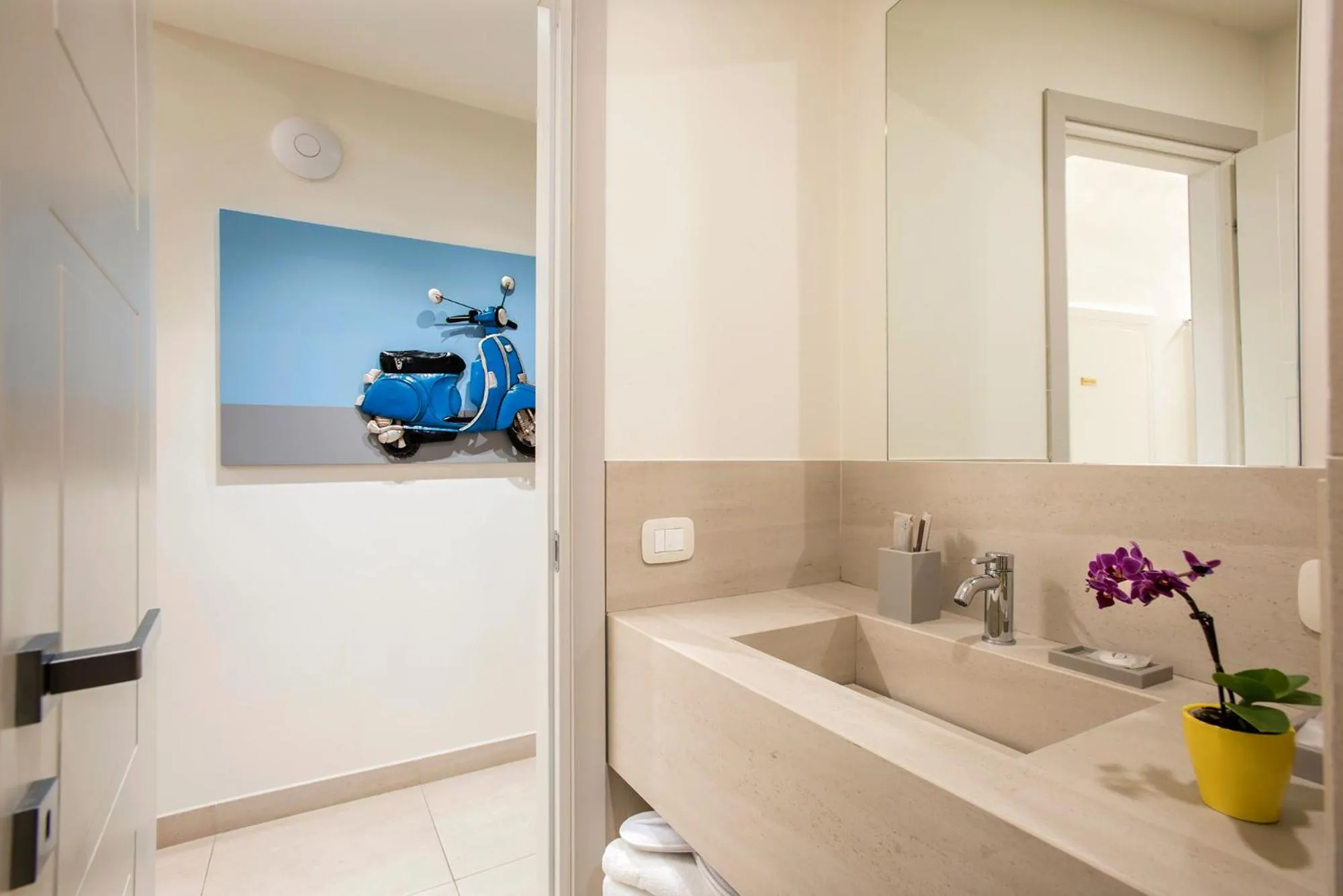 Bathroom in Gonfalone 6