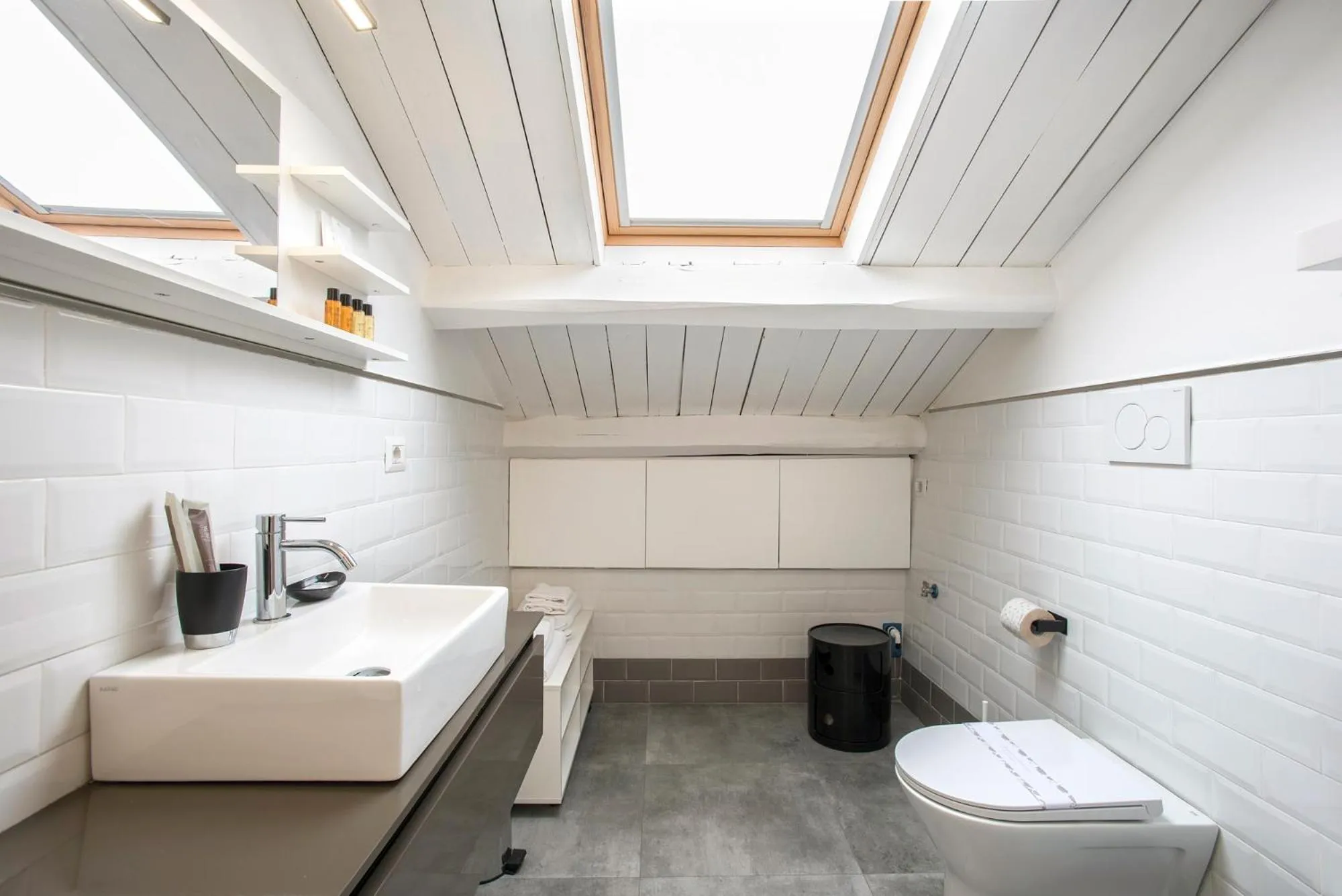 Shower in Gonfalone 6