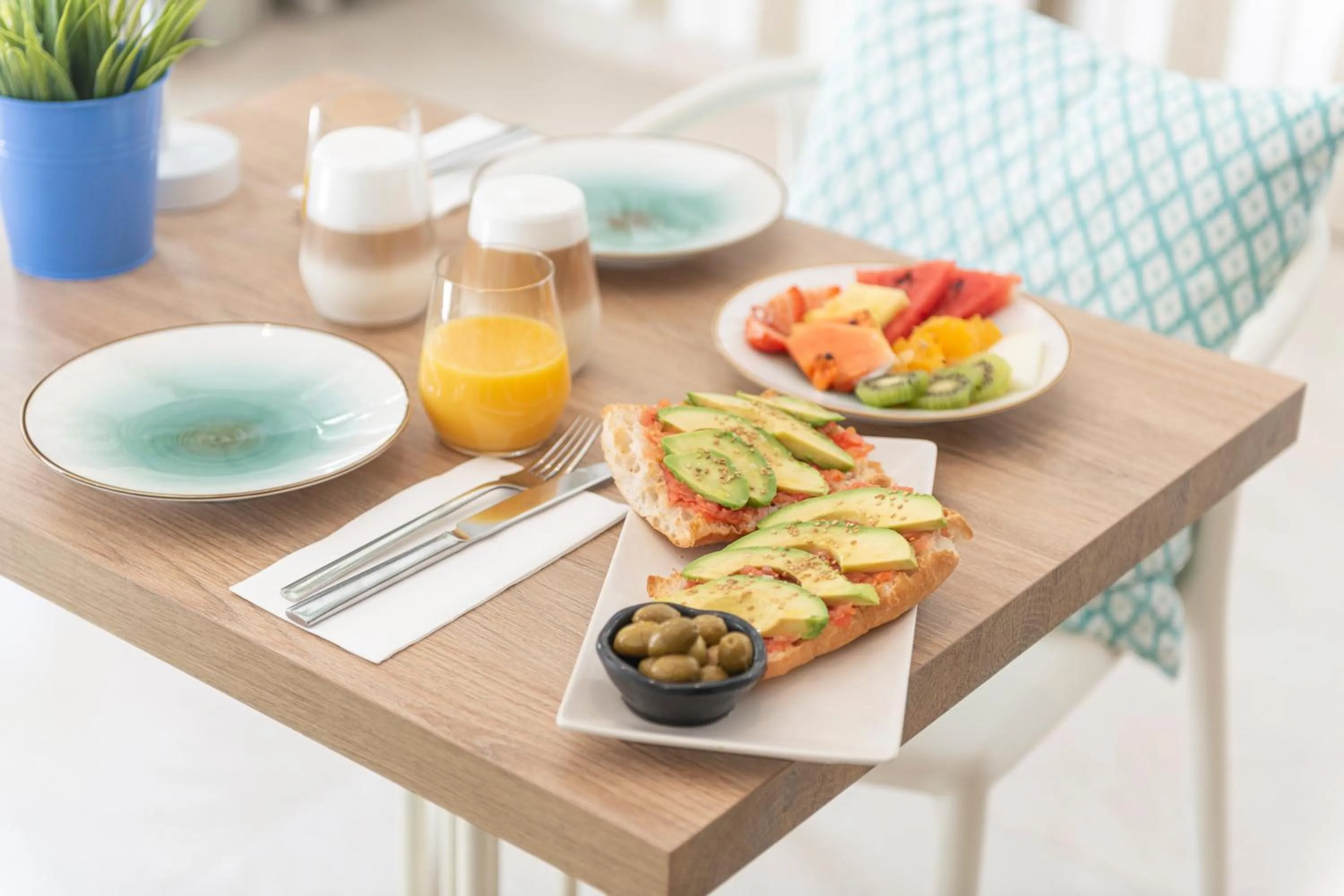 Food and drinks in Villa Real Club Apartments