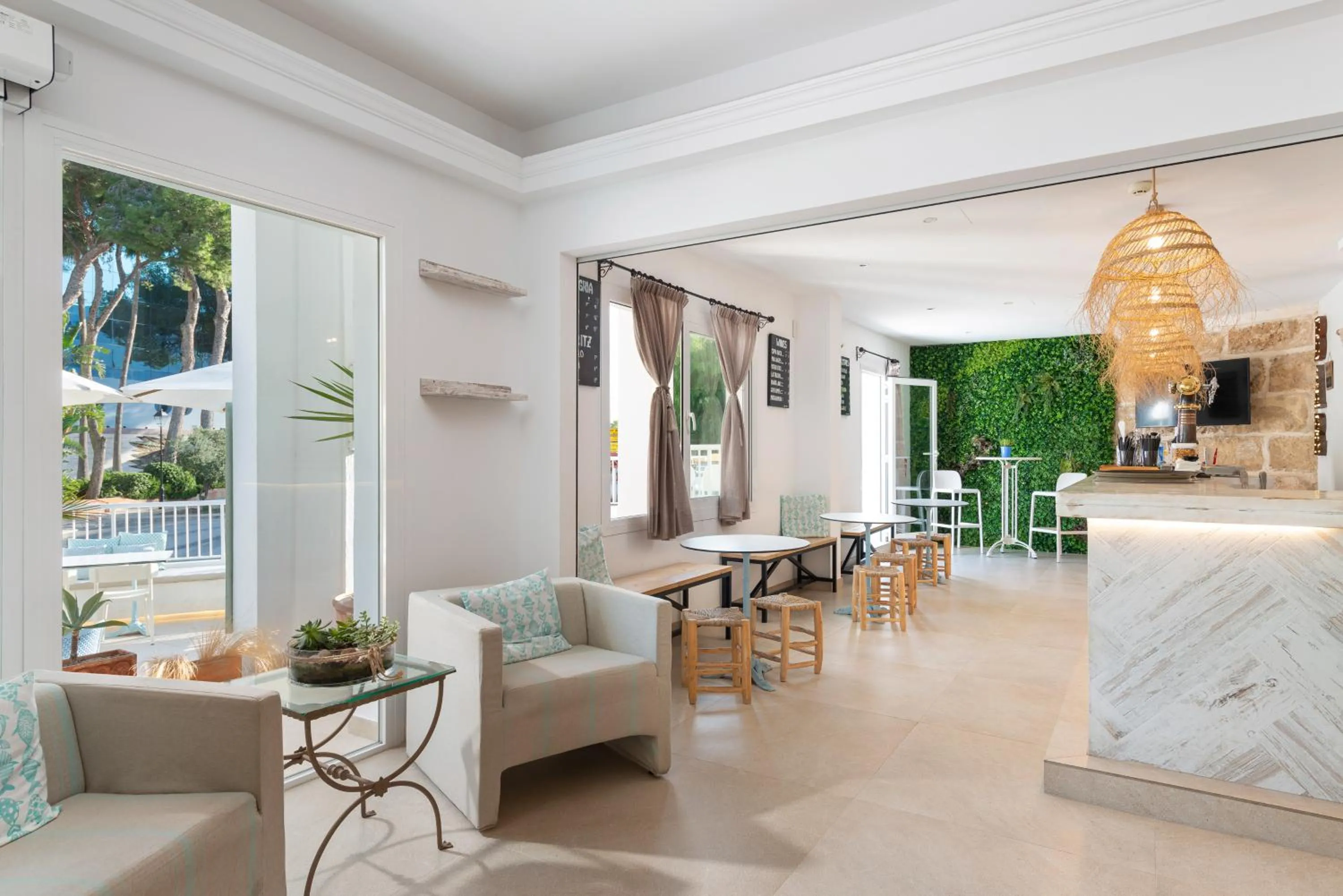 Living room in Villa Real Club Apartments