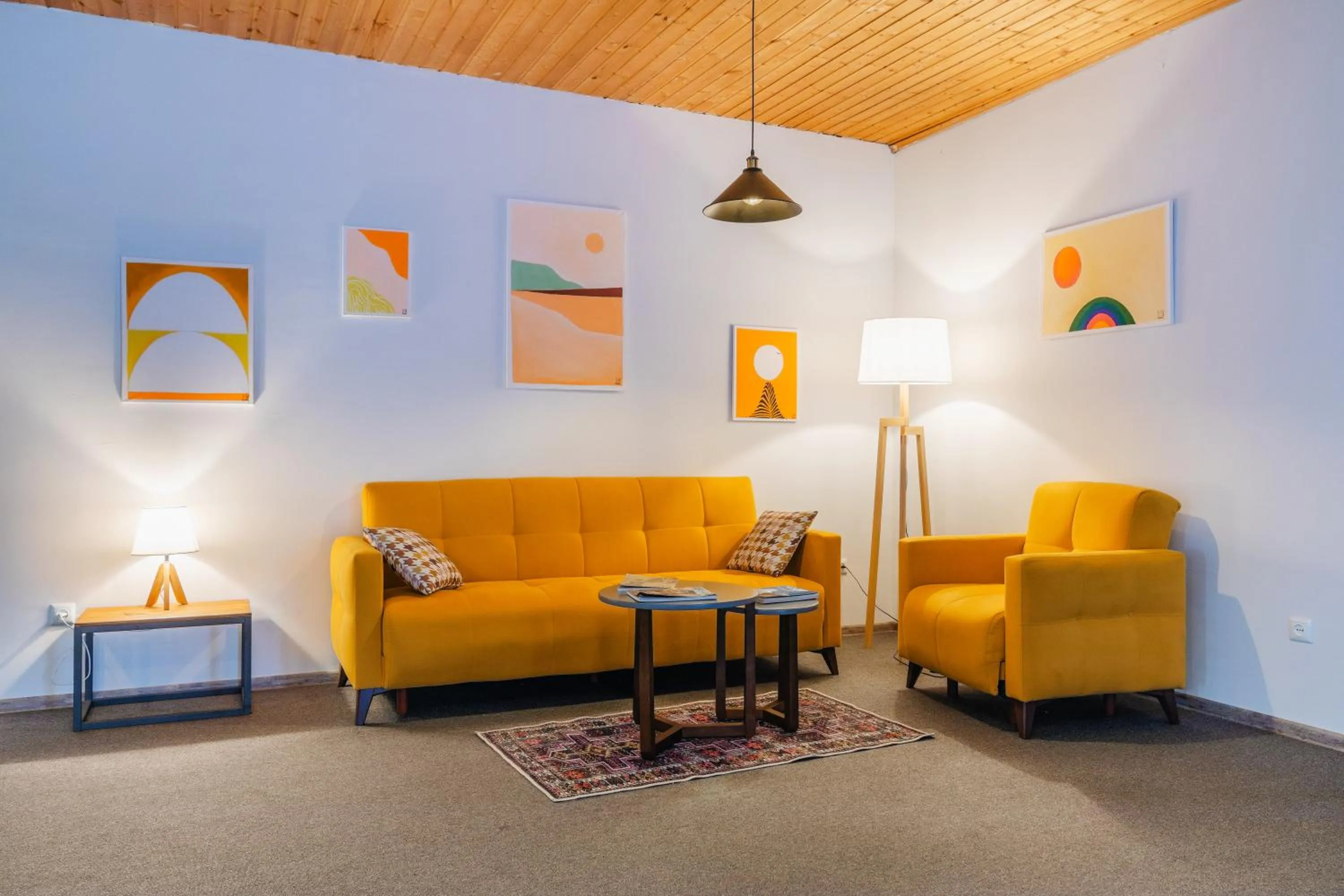 Hotel & Wine Cellar ARGE