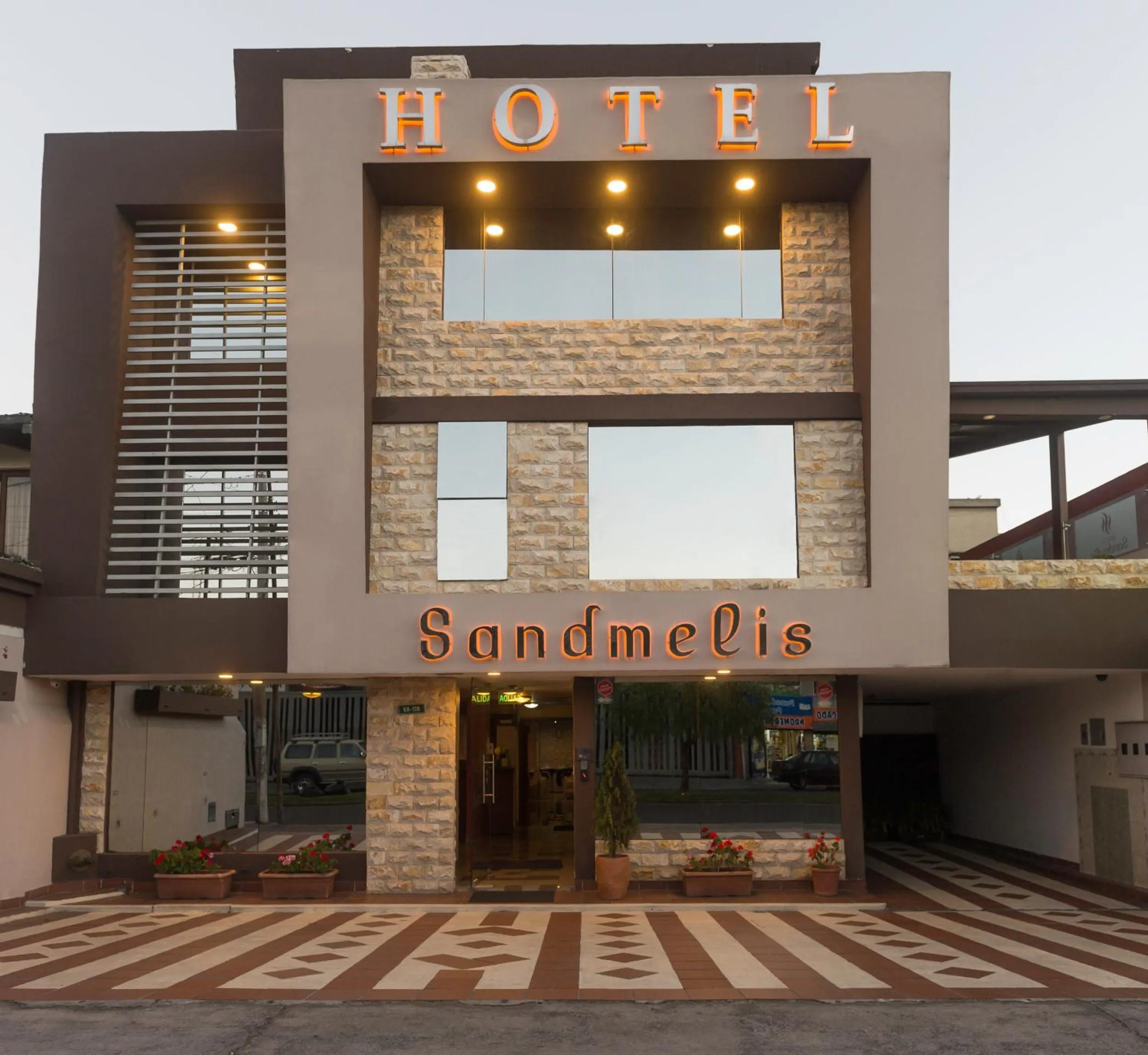 Property building in Hotel Sandmelis