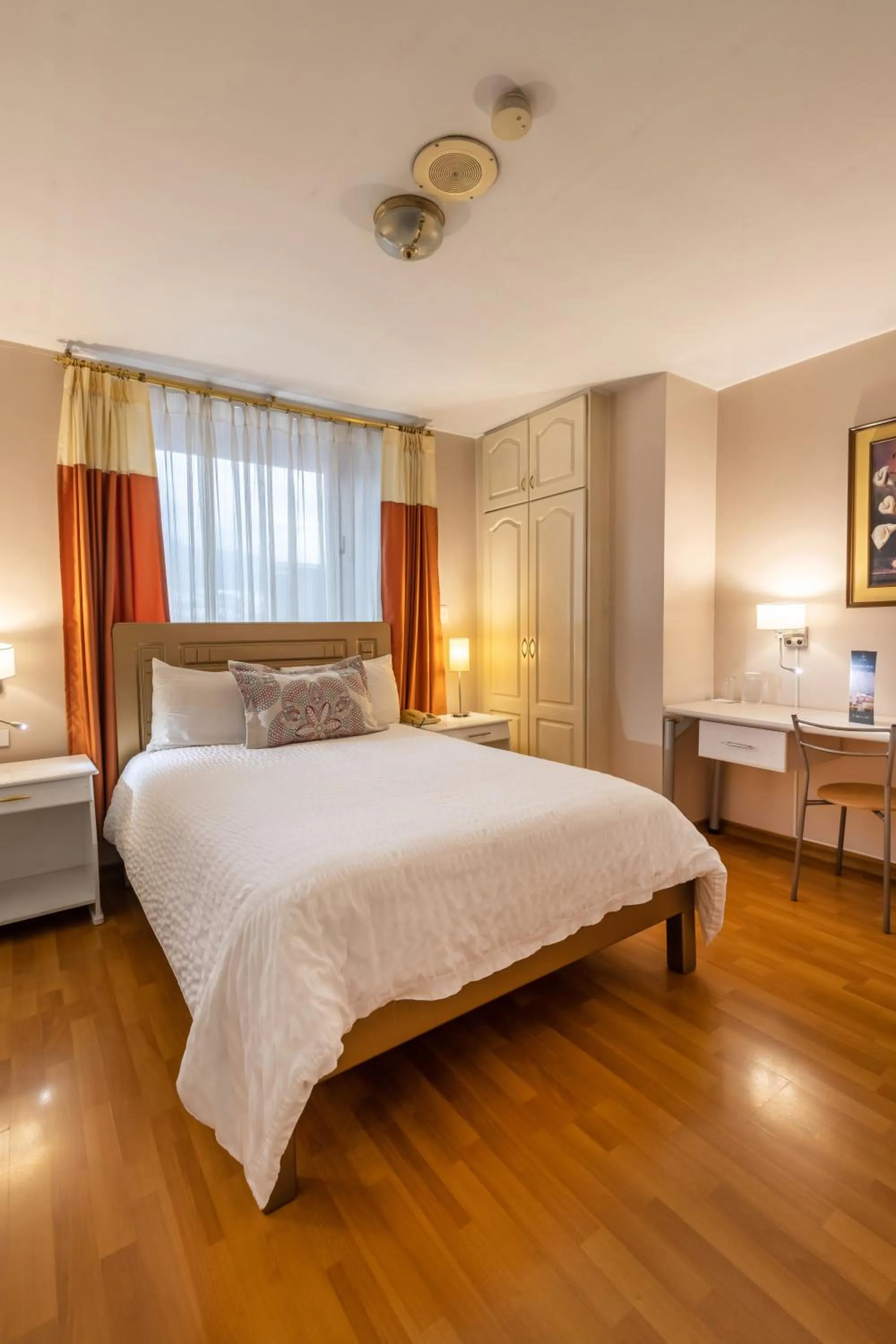 Photo of the whole room, Bed in Hotel Sandmelis