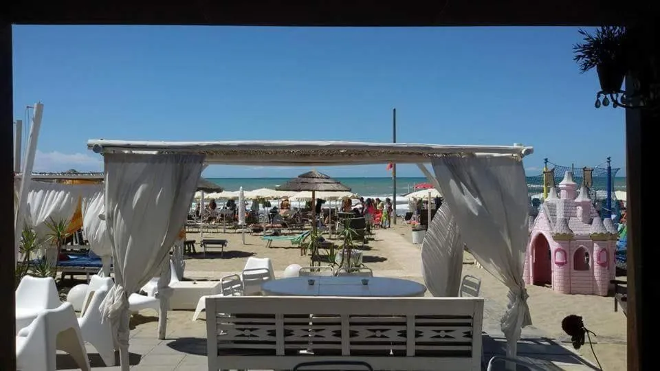 Beach in L'oasi di Ambra