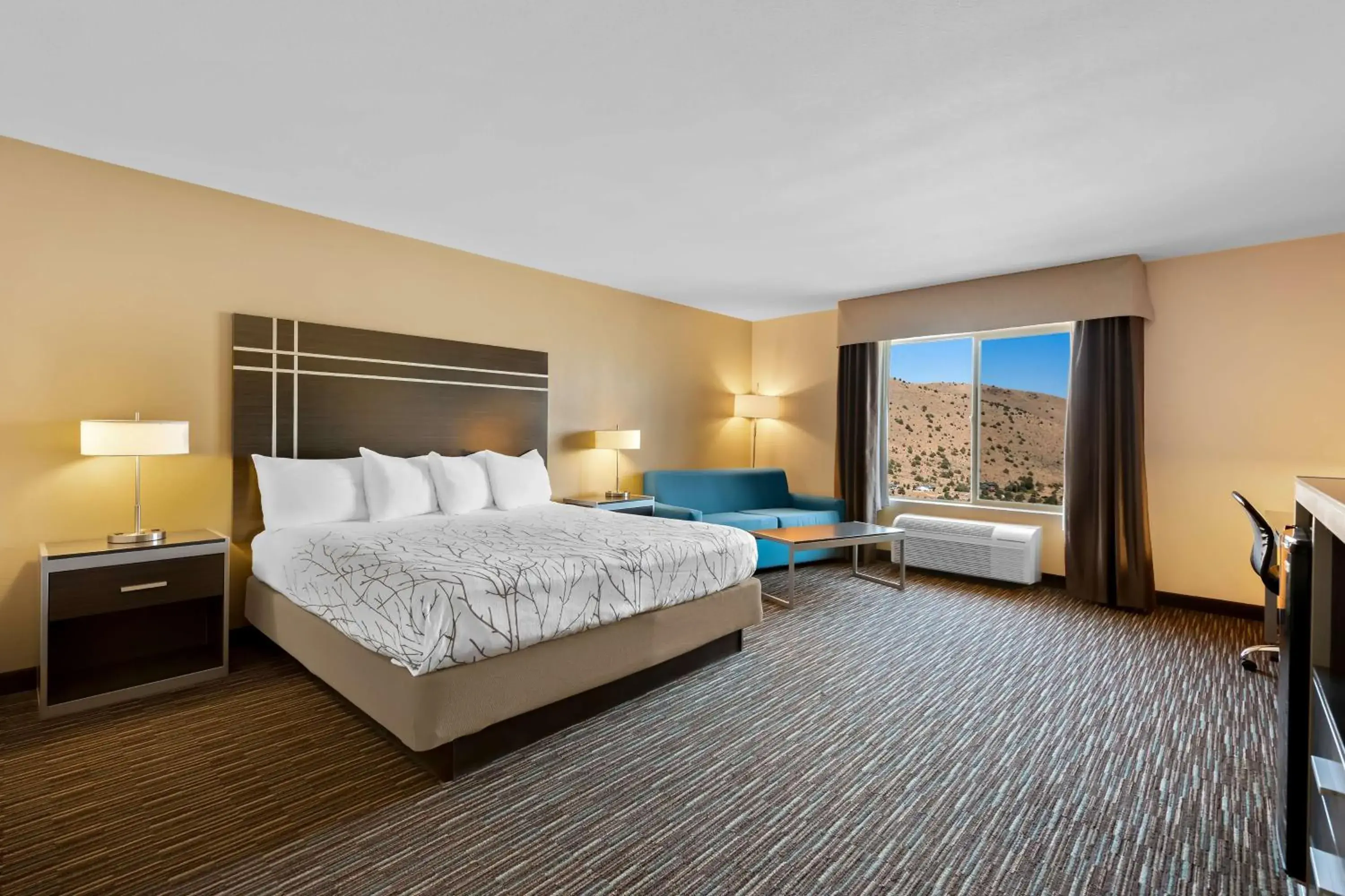 Bedroom, Bed in Best Western Topaz Lake Inn Bedroom, Bed in Best Western Topaz Lake Inn