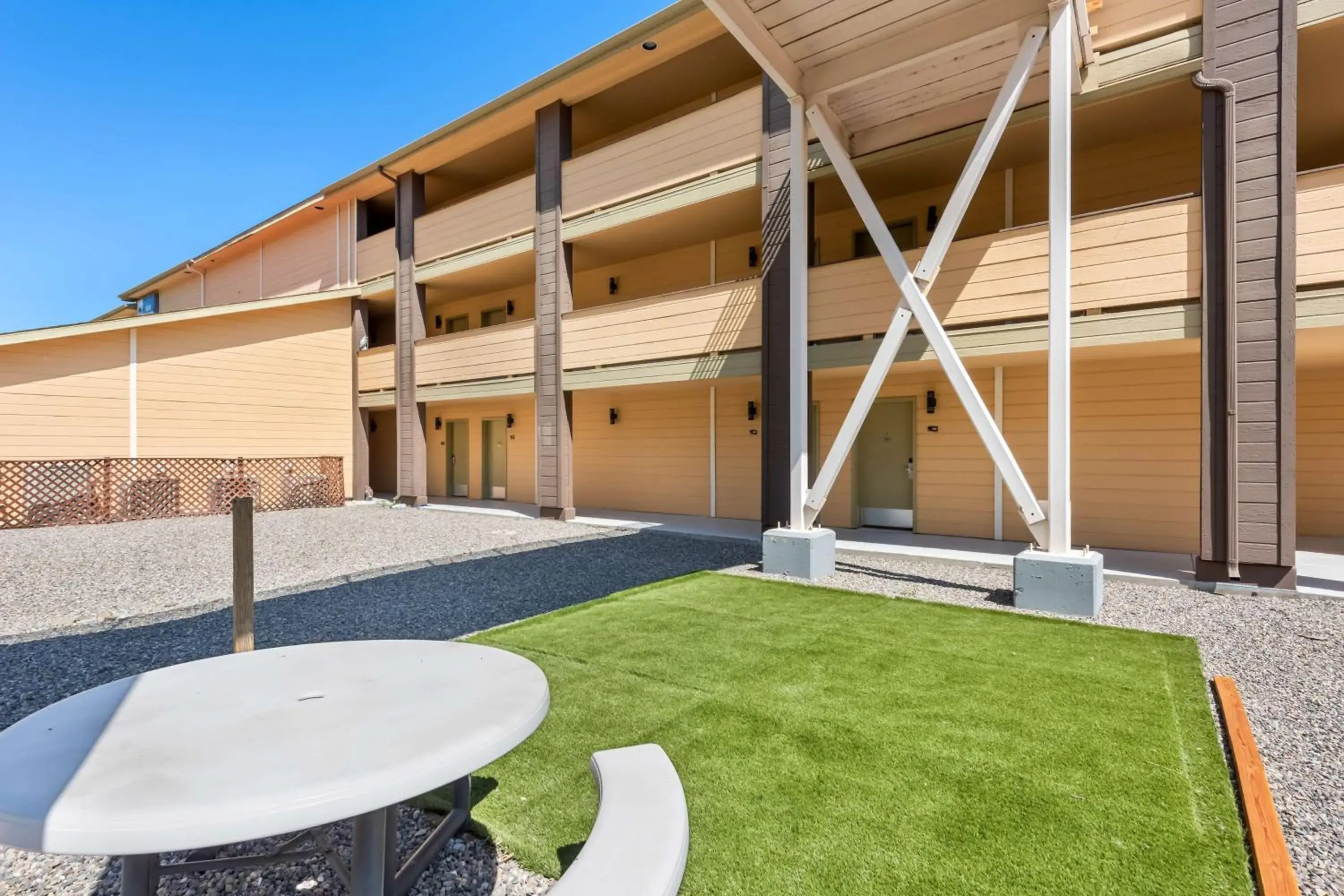 Restaurant/places to eat in Best Western Topaz Lake Inn Restaurant/places to eat in Best Western Topaz Lake Inn