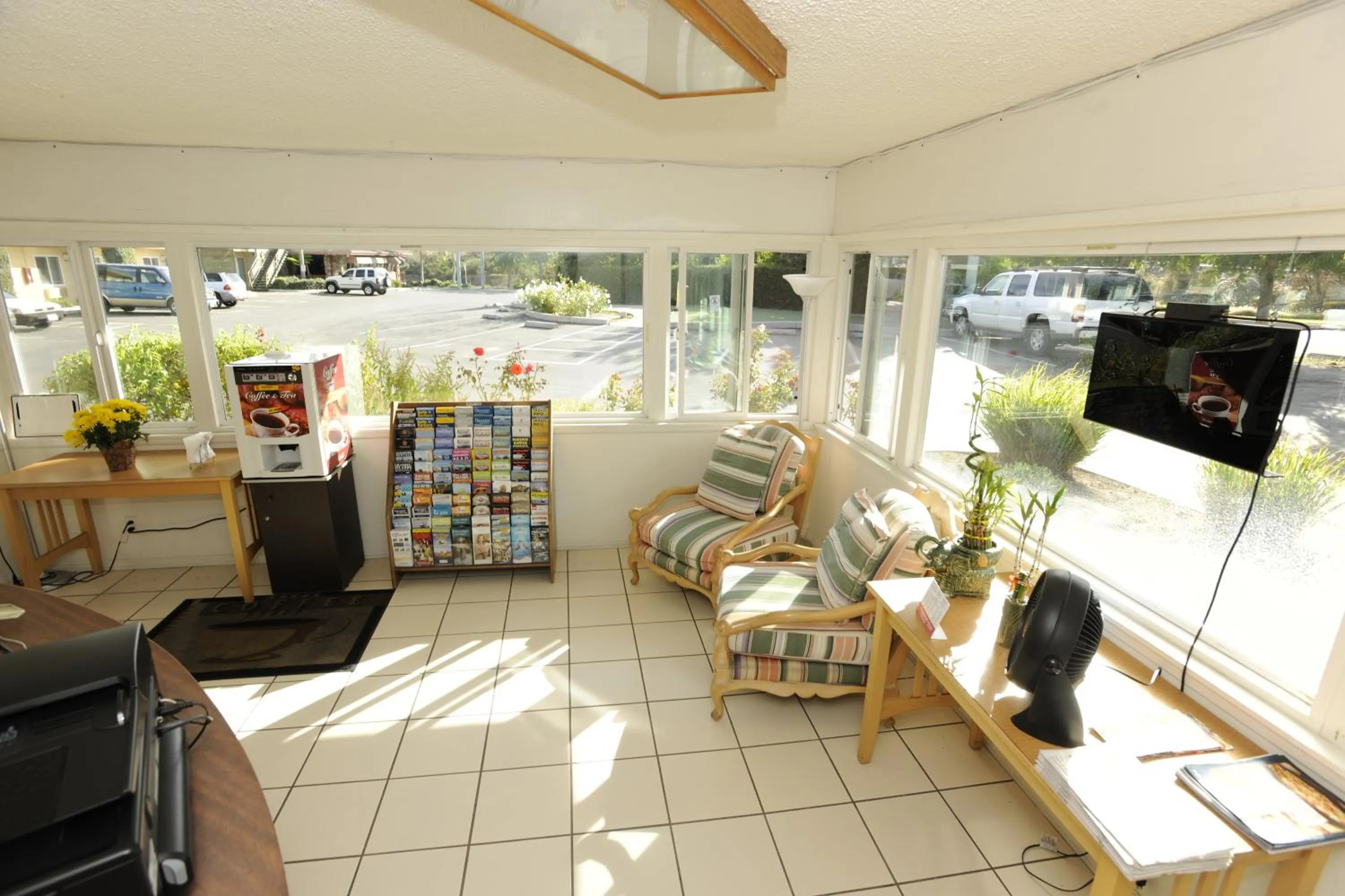 Other in Victoria Motel