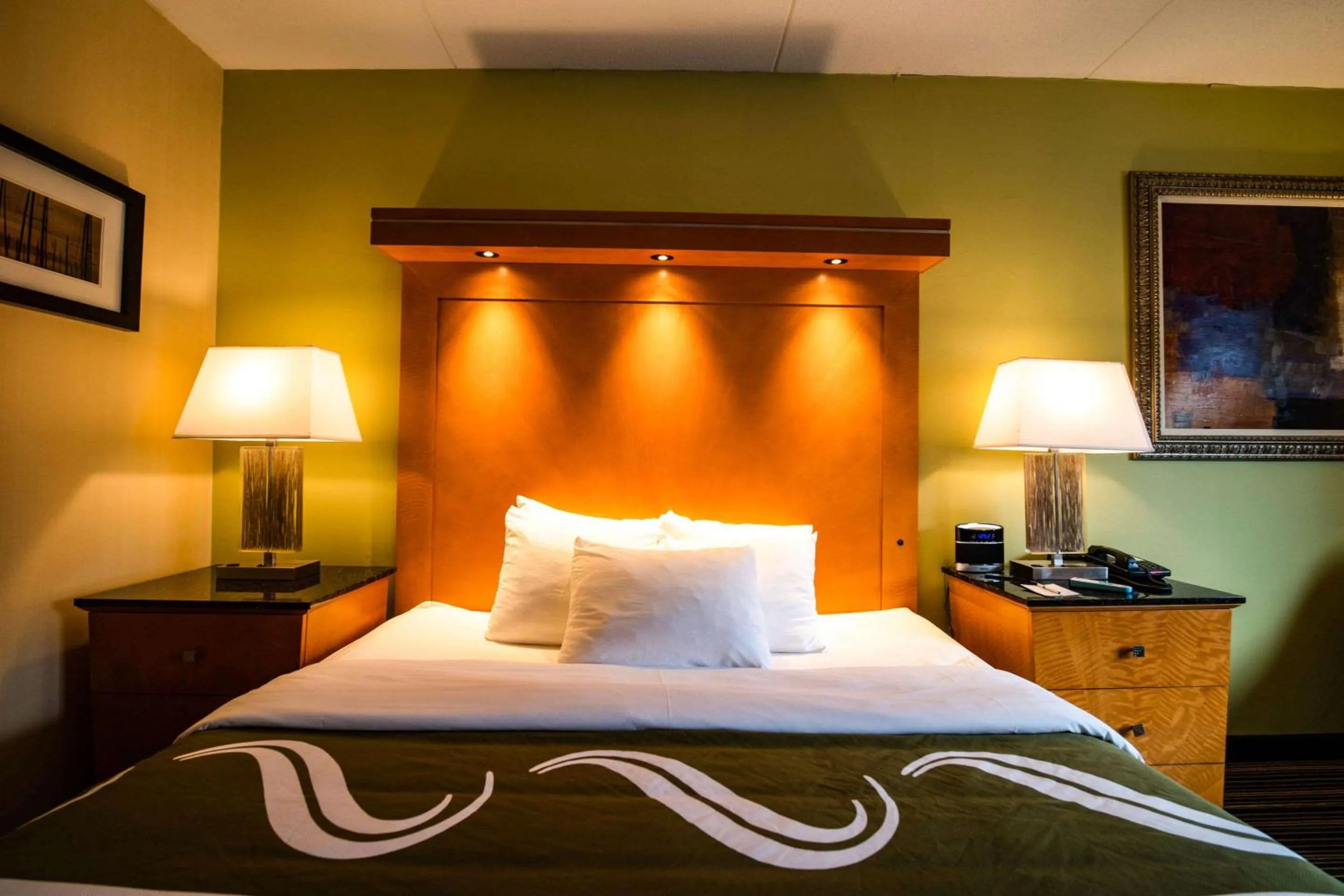 Photo of the whole room, Bed in Quality Inn Cromwell - Middletown