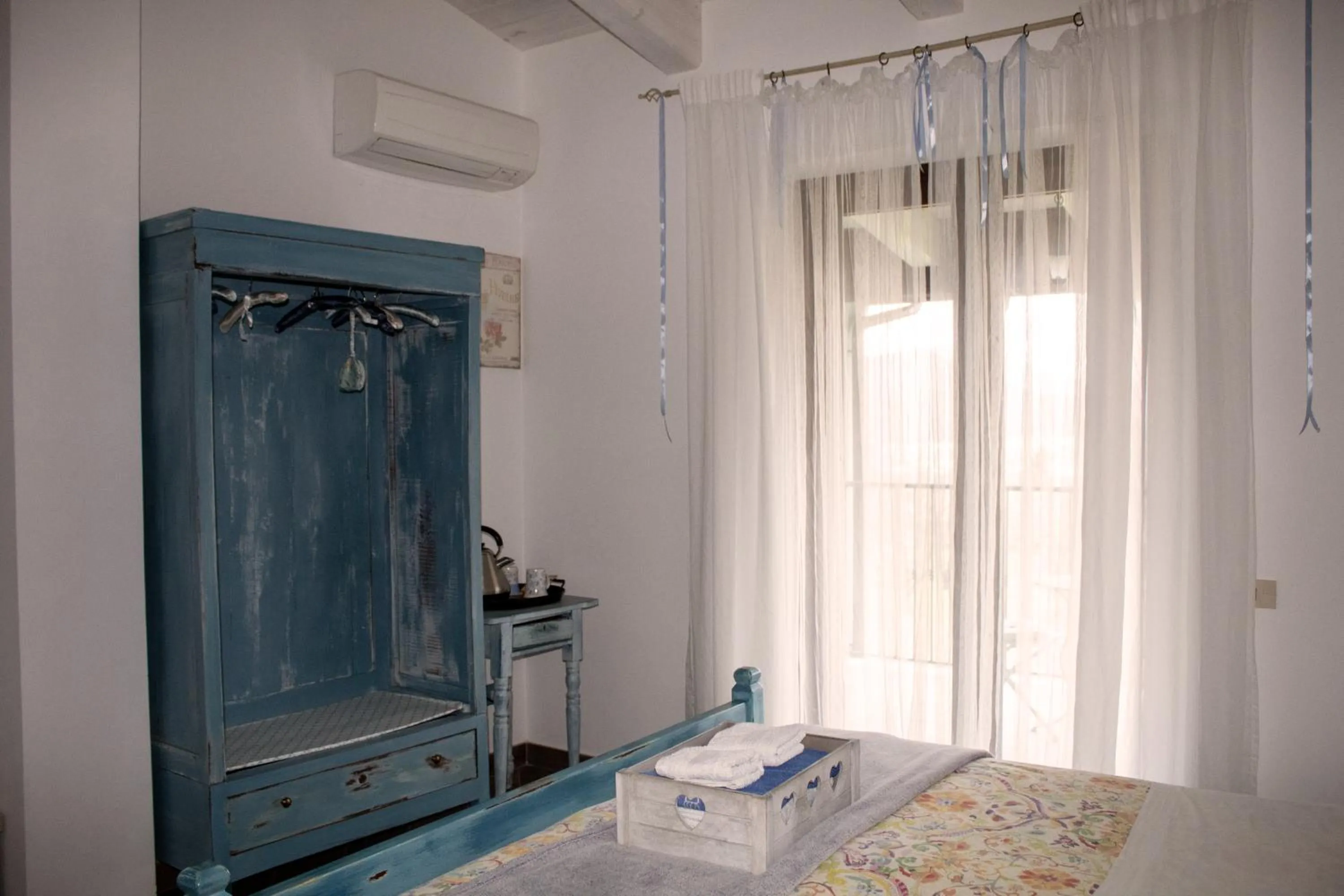 Bed in Caledonia B&B