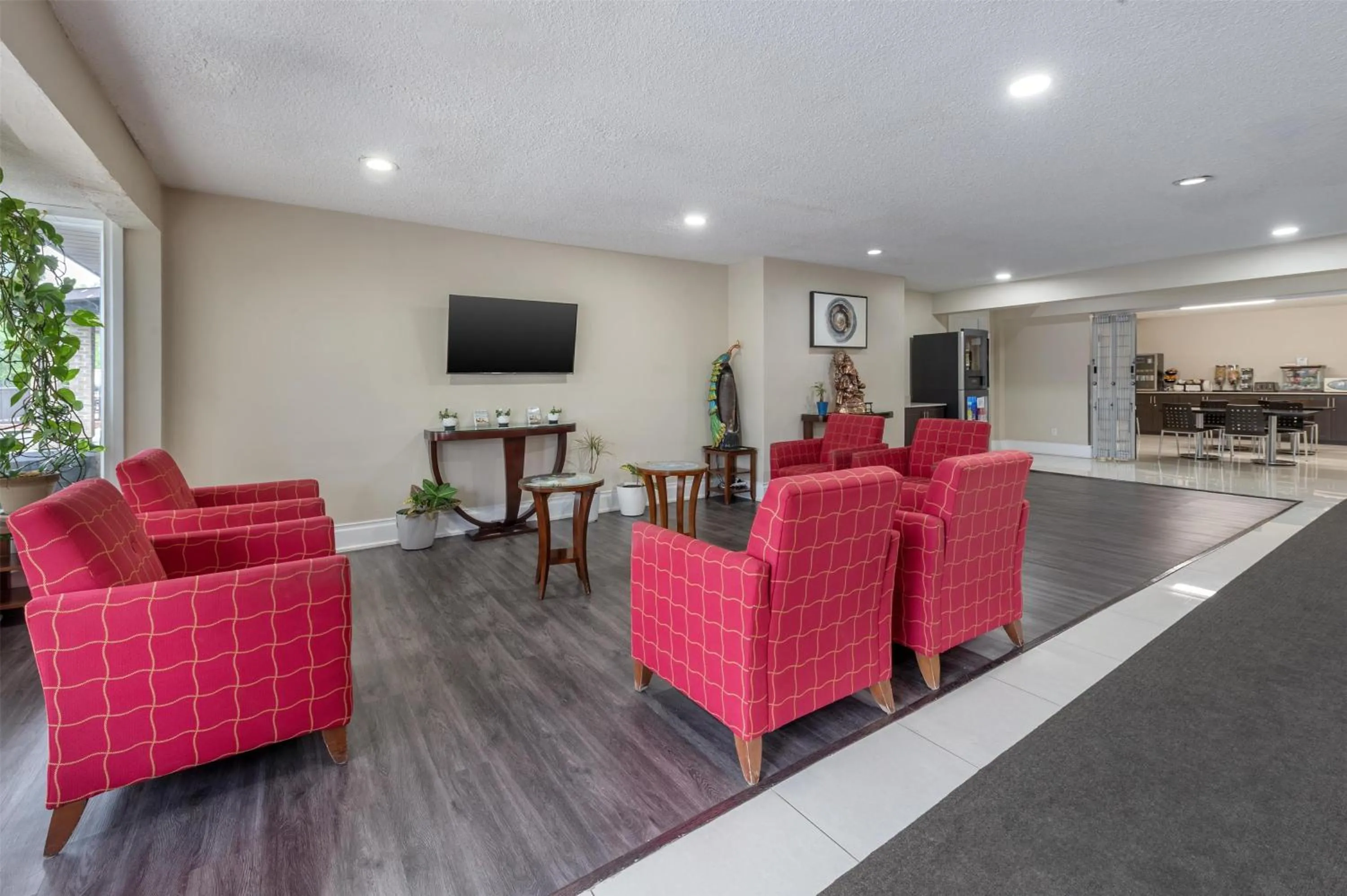 Lobby or reception in SureStay Hotel by Best Western Kemptville