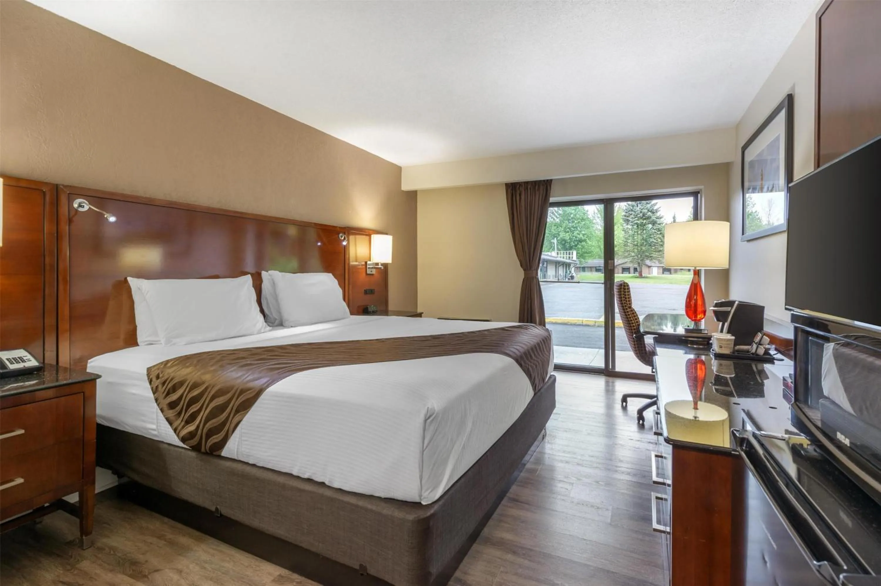 Other, Bed in SureStay Hotel by Best Western Kemptville
