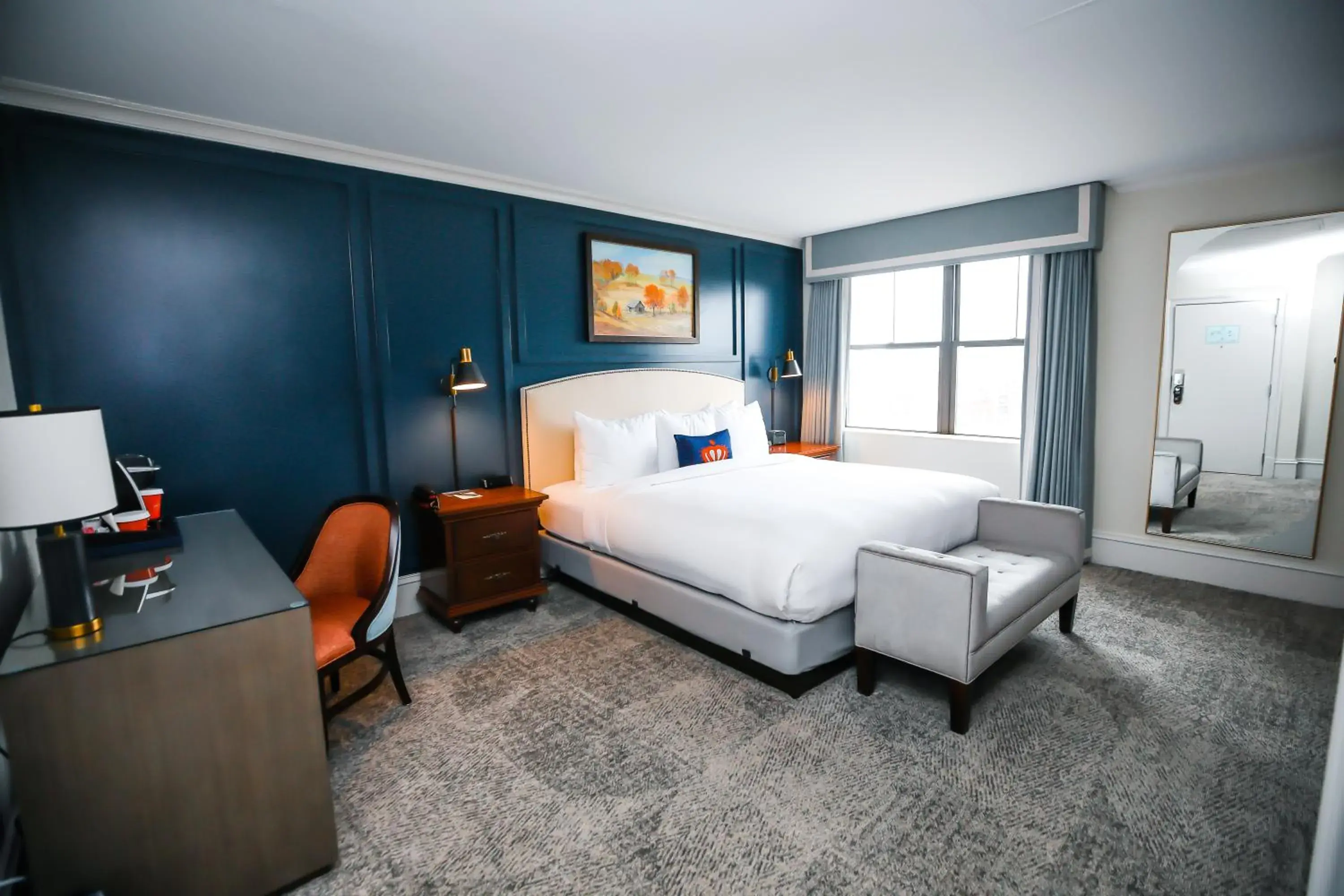 Bedroom, Bed in Dunhill Hotel Bedroom, Bed in Dunhill Hotel