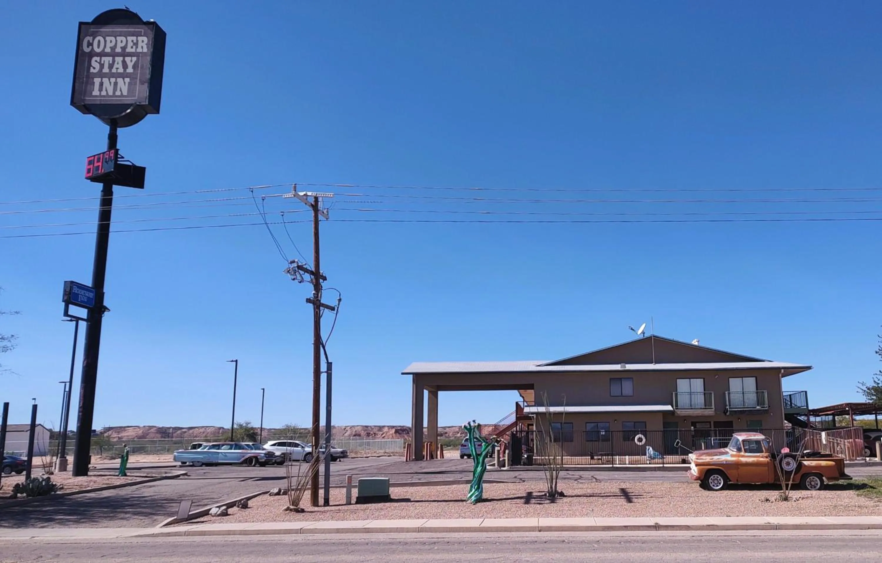Property building in Rodeway Inn Copper Stay Benson AZ I-10 Exit 304